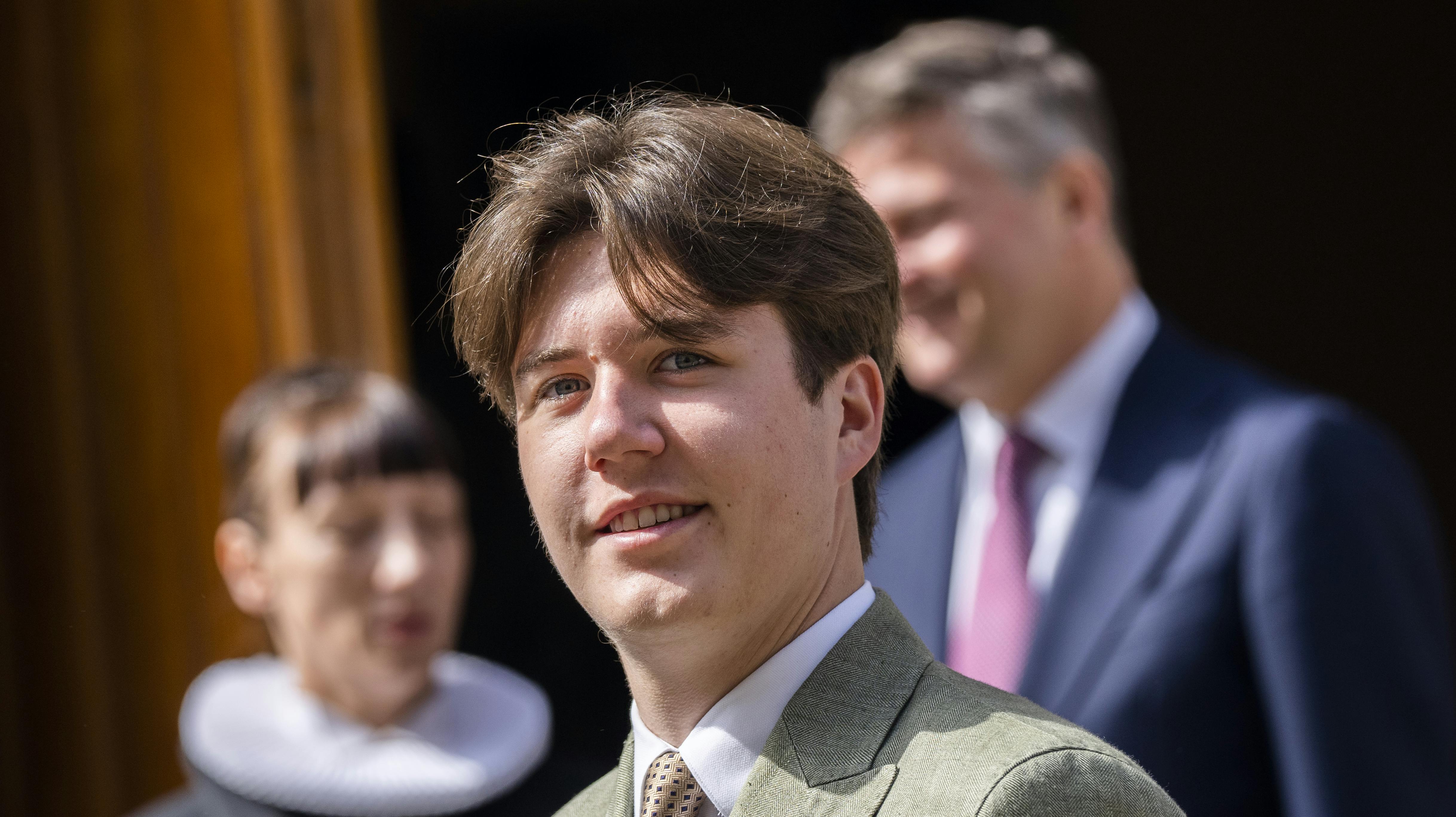 Prins Christian fylder 18 år den 15. oktober, og det markerer kongehuset med stort gallataffel.