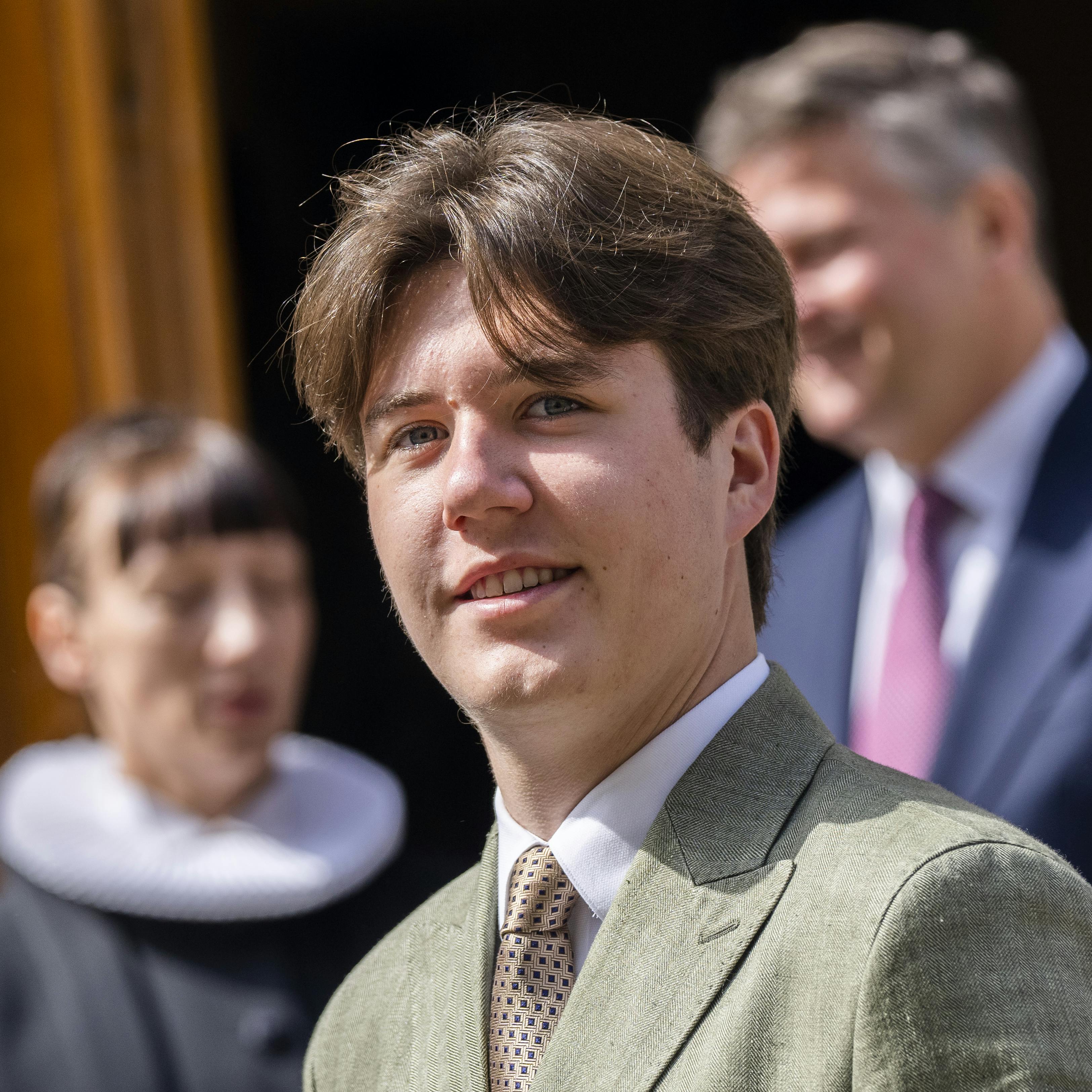 Prins Christian fylder 18 år den 15. oktober, og det markerer kongehuset med stort gallataffel.