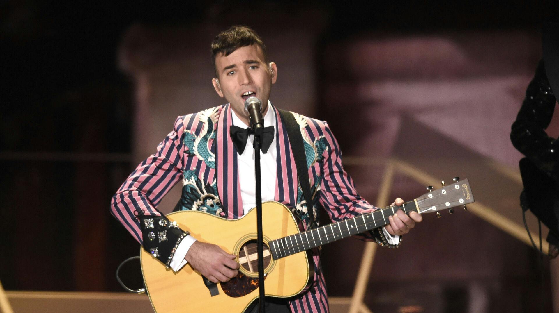 Sufjan Stevens performs "Mystery of Love" from the film "Call Me By Your Name" at the Oscars on Sunday, March 4, 2018, at the Dolby Theatre in Los Angeles. (Photo by Chris Pizzello/Invision/AP)