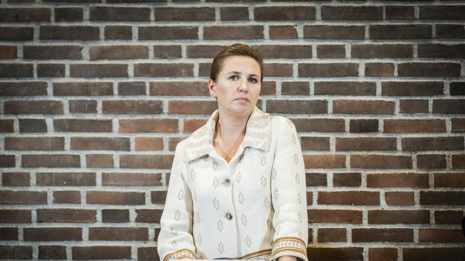 Mette Frederiksen er 49 år gammel.
