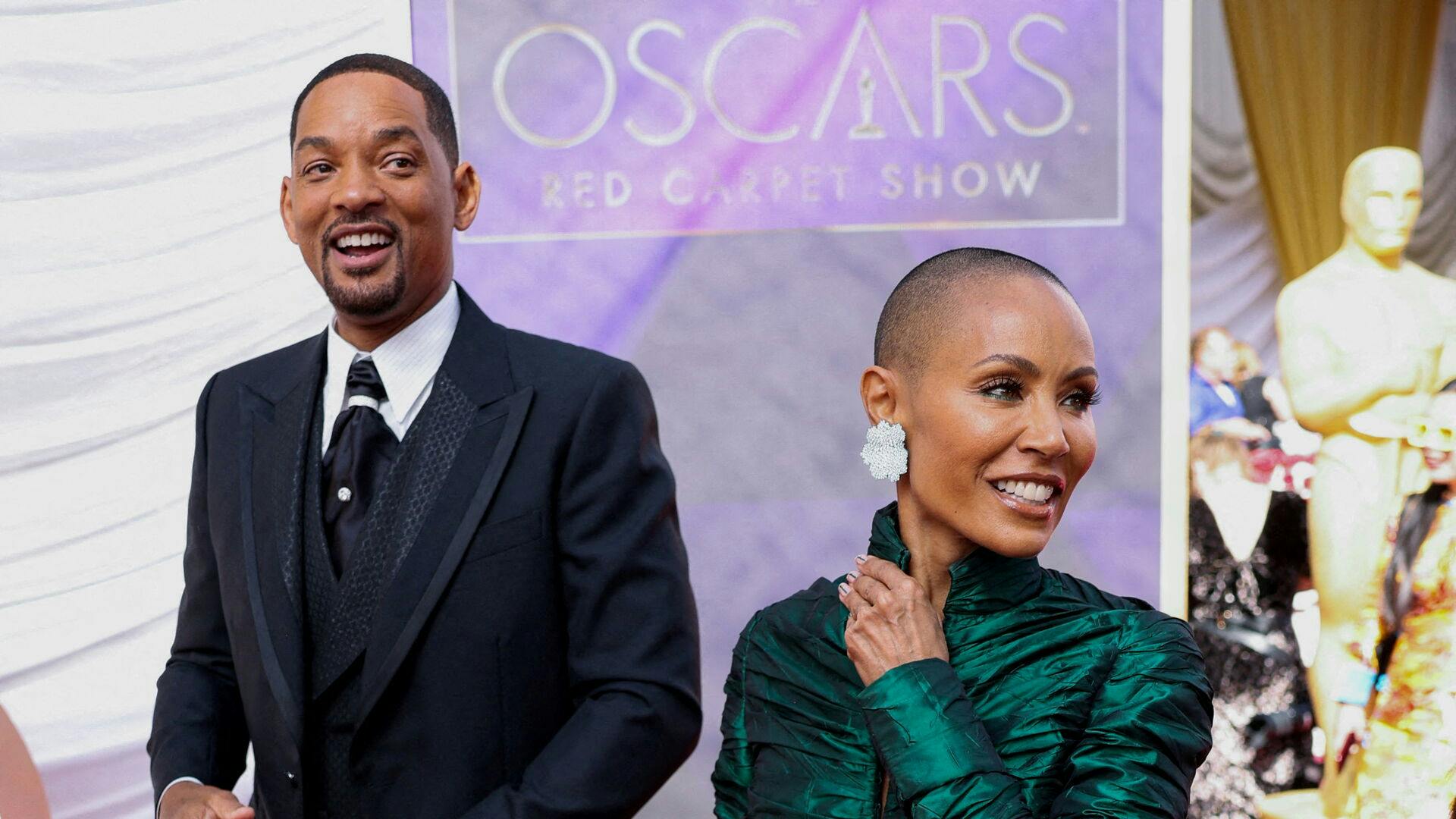 Jada Pinkett Smith smider alle kortene på bordet i bogen "Worthy". Her kommer hun blandt andet ind på en fortid med selvmordstanker, og så afslører hun, at hun har været separeret i syv år.