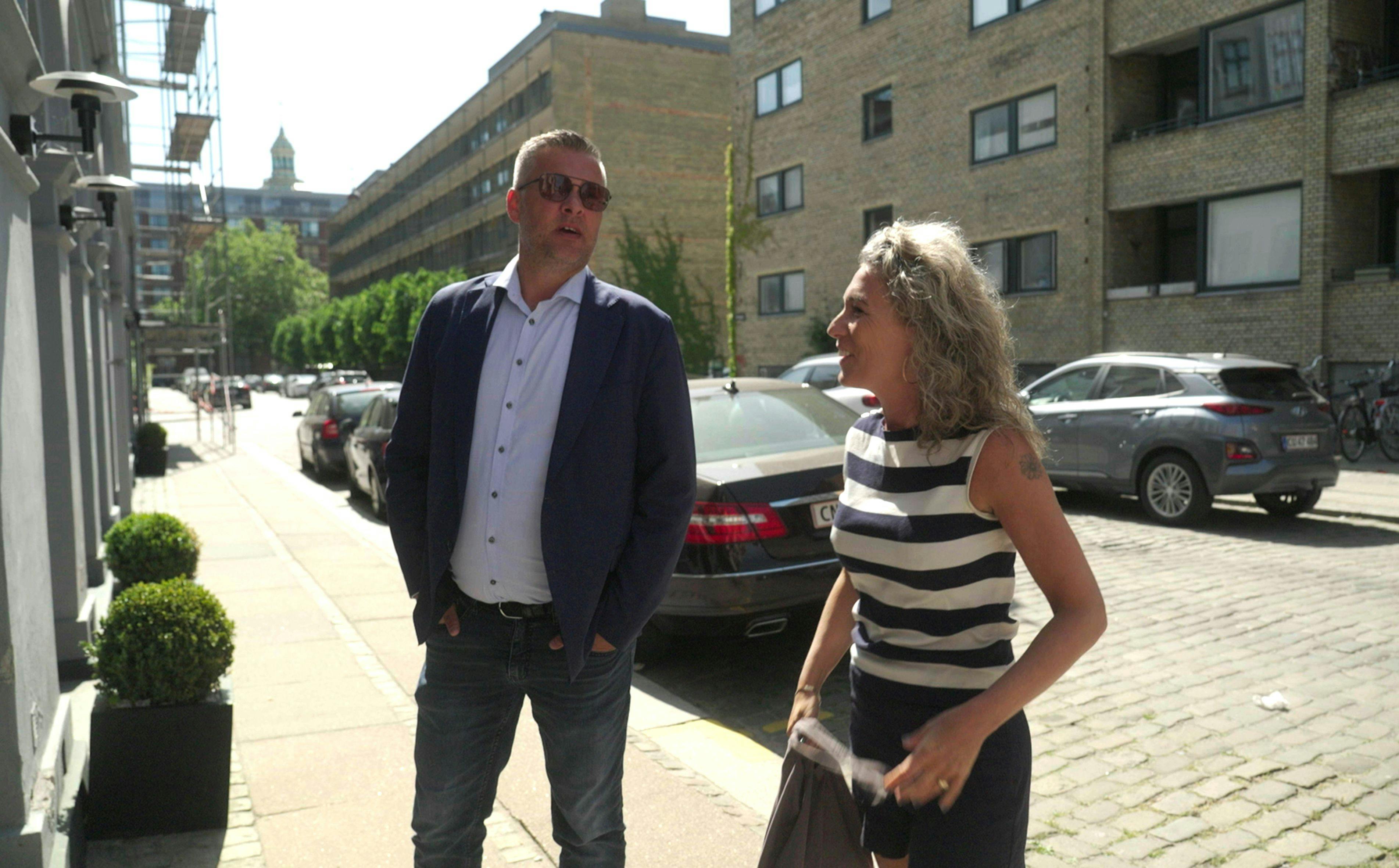 Stemningen mellem Martin og Pernille er ikke god, da de i aftenens finaleafsnit mødes til deres sidste parterapi.