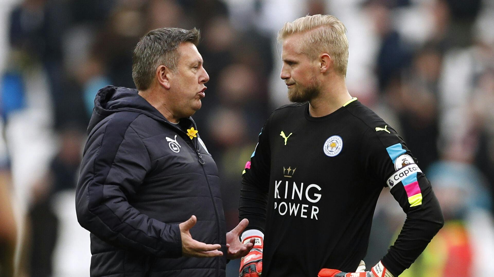Craig Shakespeare var træner for Kasper Schmeichel i 2017. 