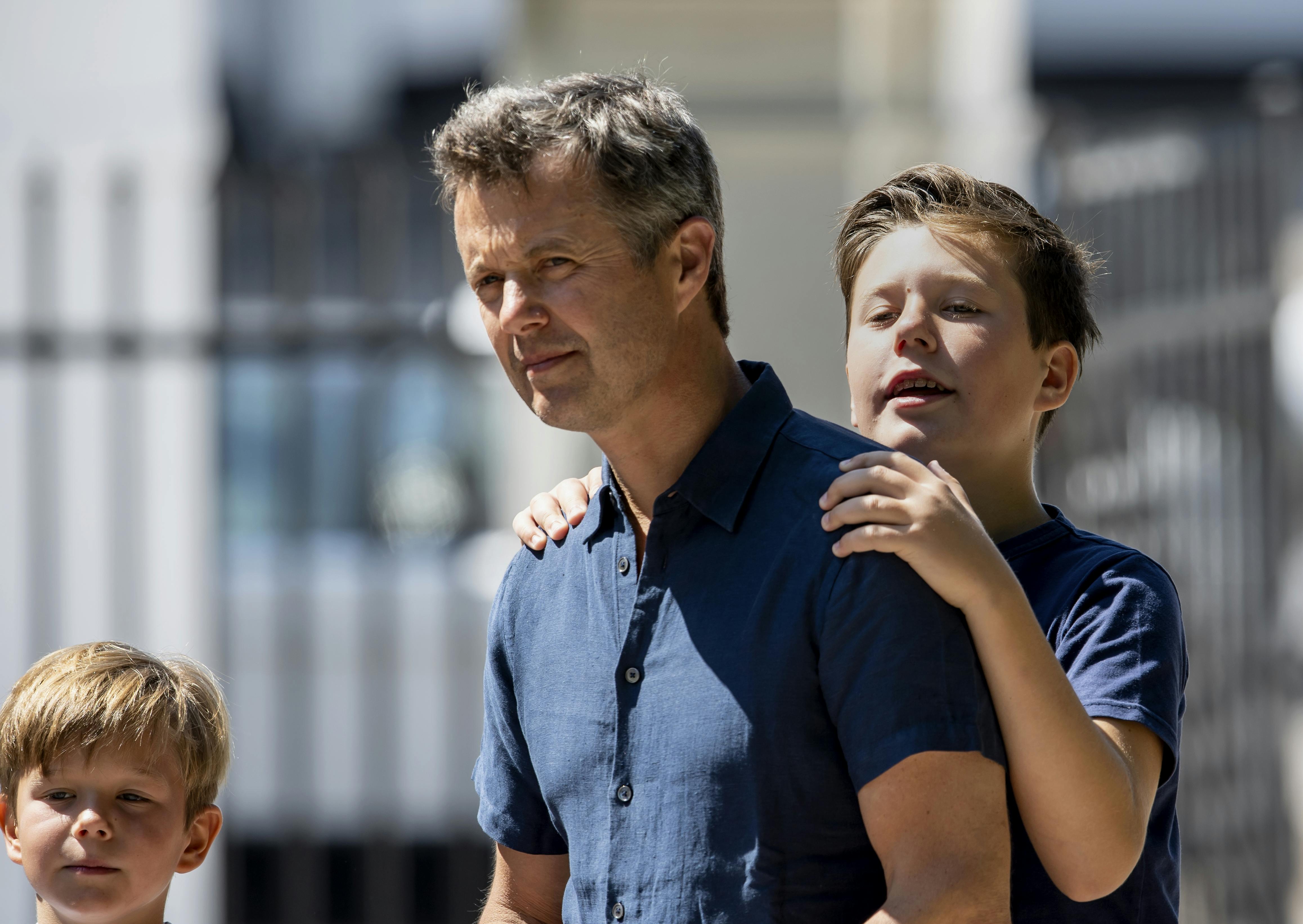 Prins Christian, der dengang var 12 år gammel, var årvågen, da han tilbage i 2018 holdt sommerferie på Gråsten Slot. 