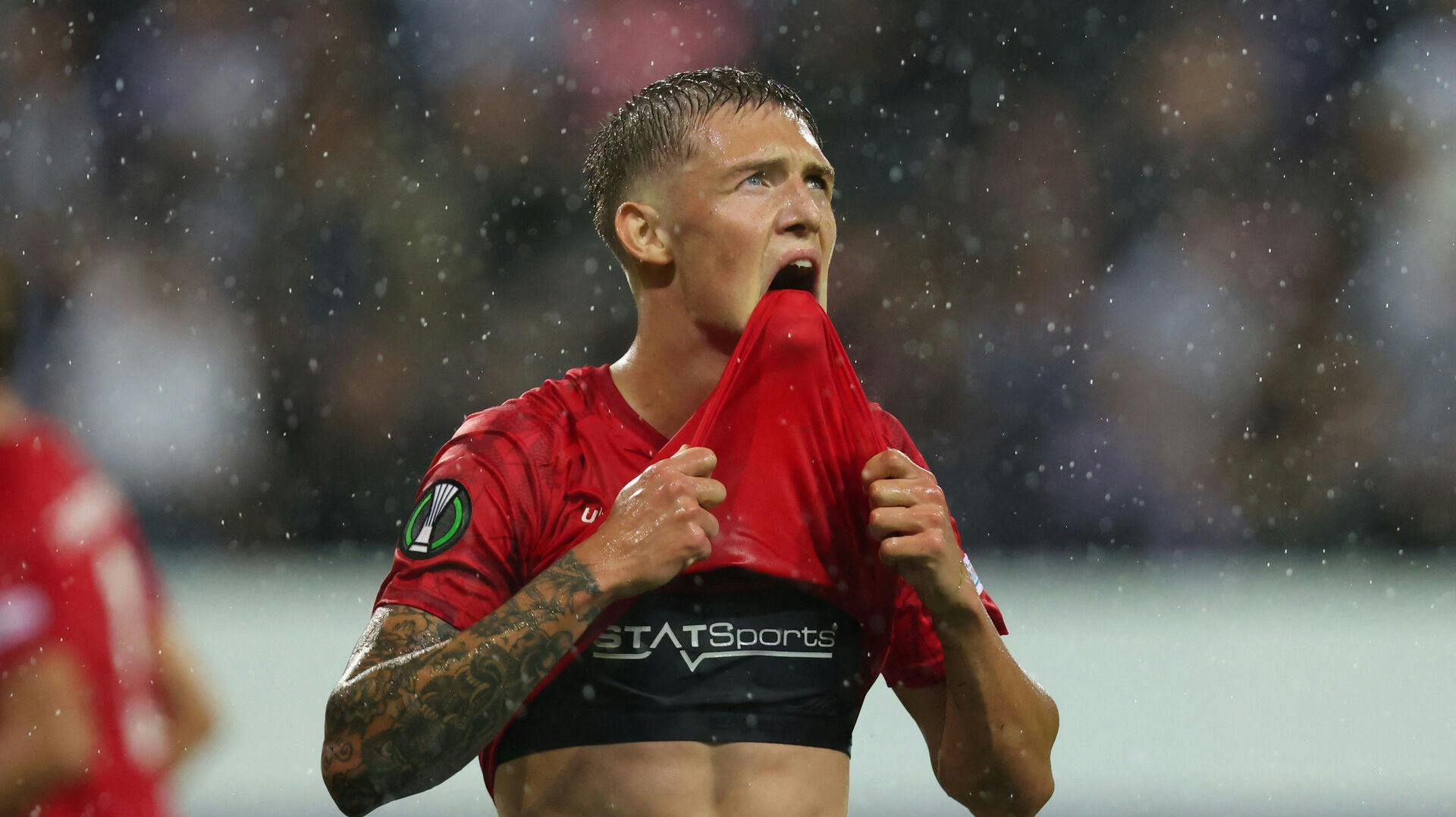 Sonne kan stadig nå at få debut i oktober.