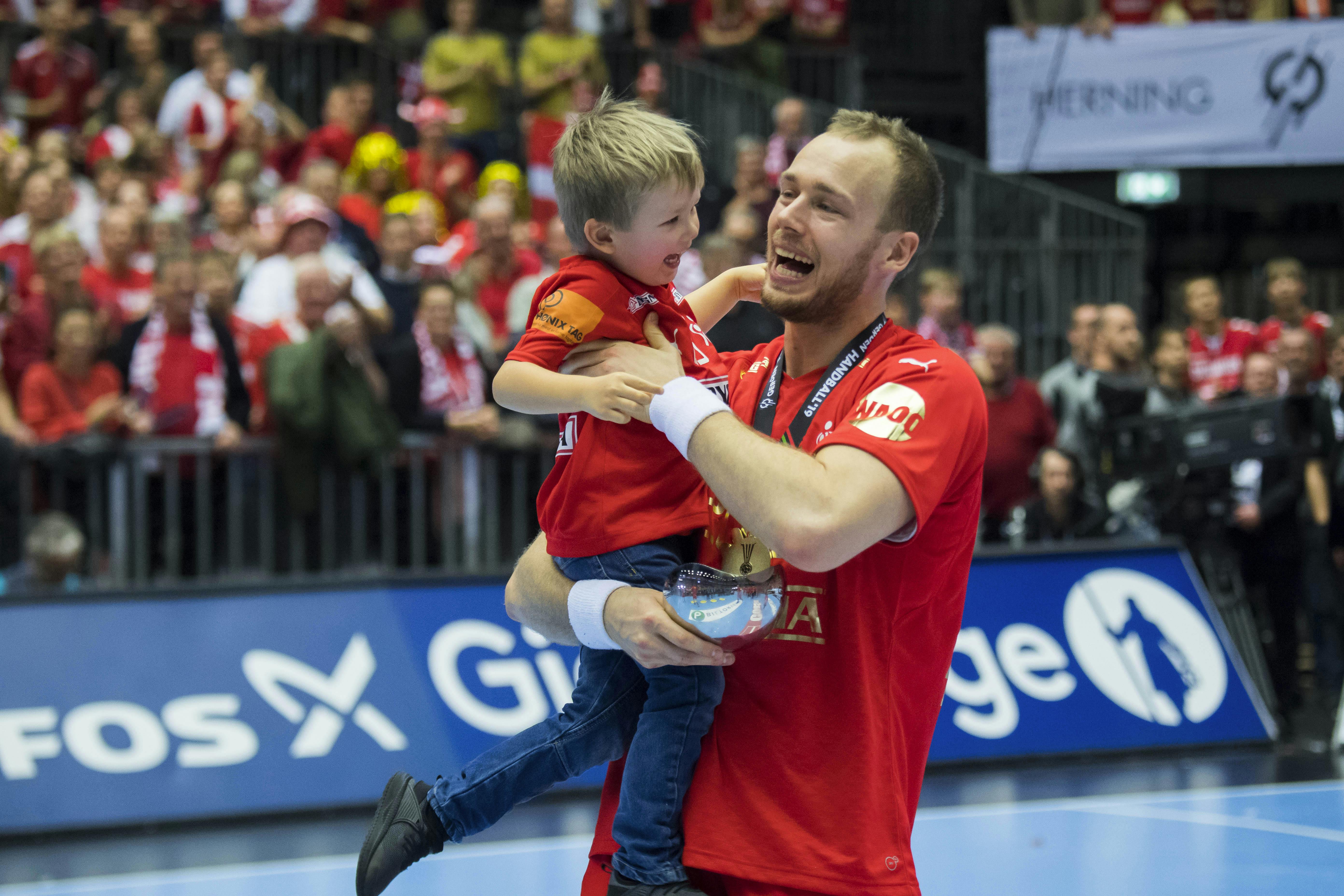 Henrik Toft Hansen kan nu nyde mere af sin tid med familien.&nbsp;