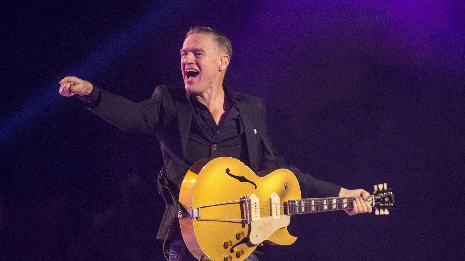 Bryan Adams giver næste år tre koncerter i Danmark.
