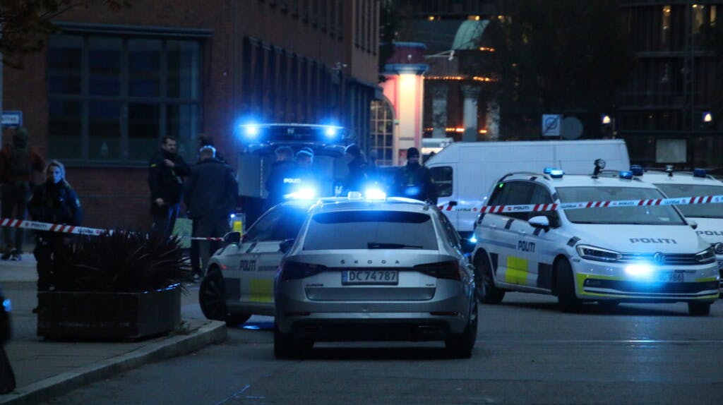 En 37-årig mand er blevet dræbt af skud i København.