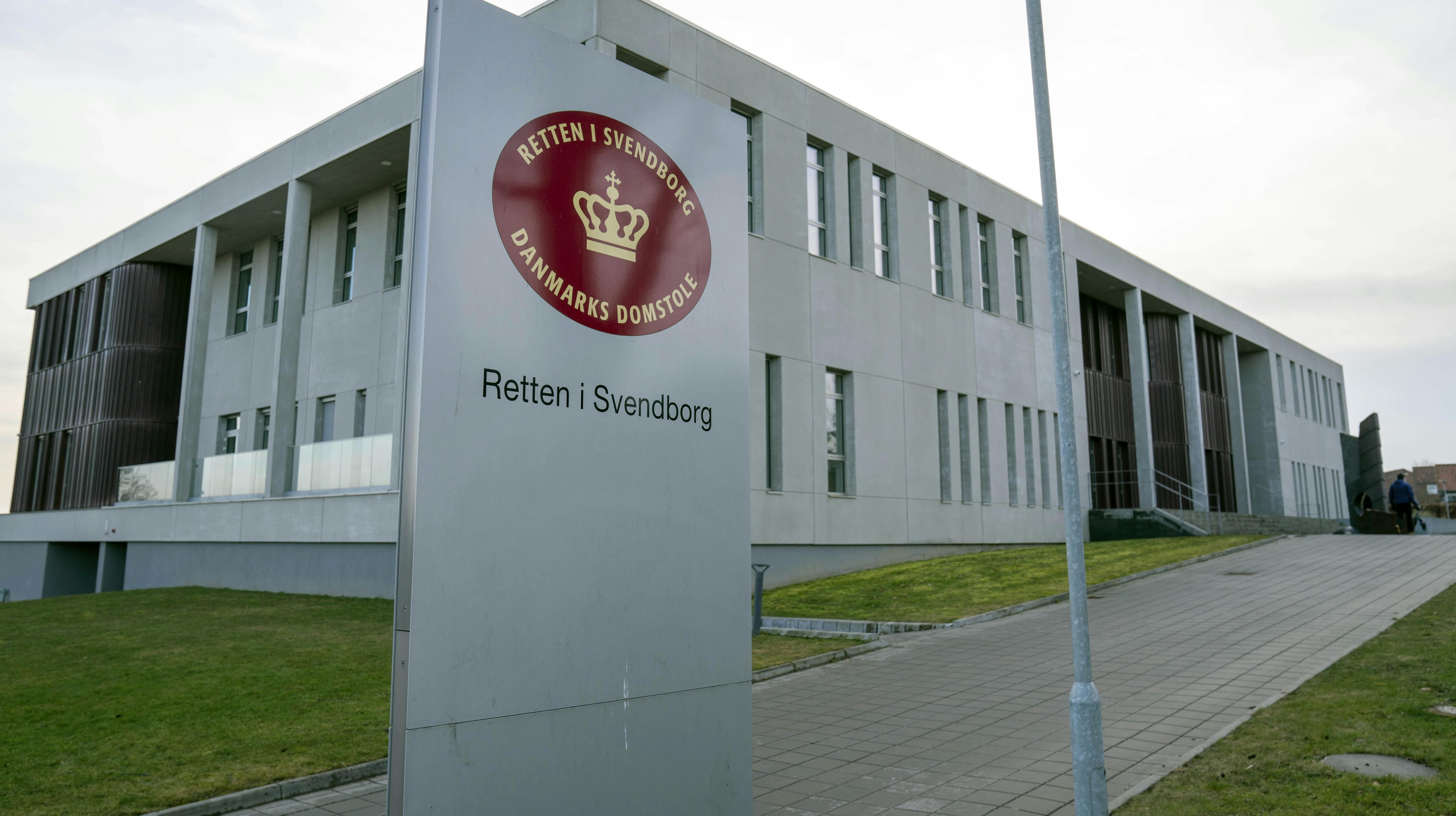 Manden flygtede ud af en bagdør her i Retten i Svendborg.