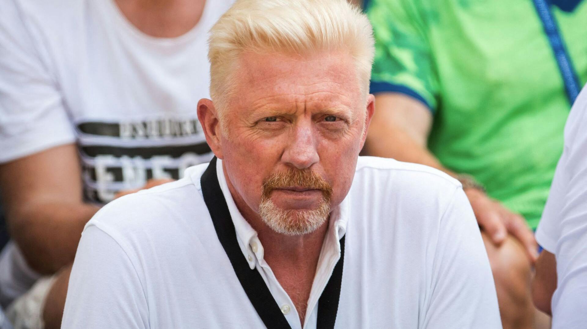 Boris "Boom Boom" Becker skal hjælpe Holger Rune ud af krisen.