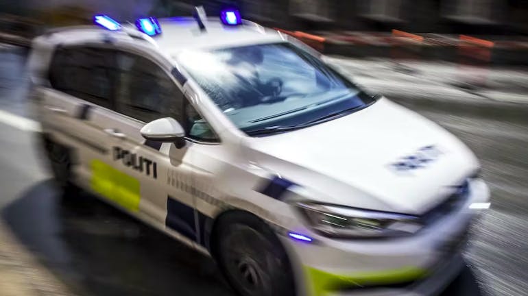 Anklagemyndigheden har oplyst, at manden er blevet varetægtsfængslet i to uger