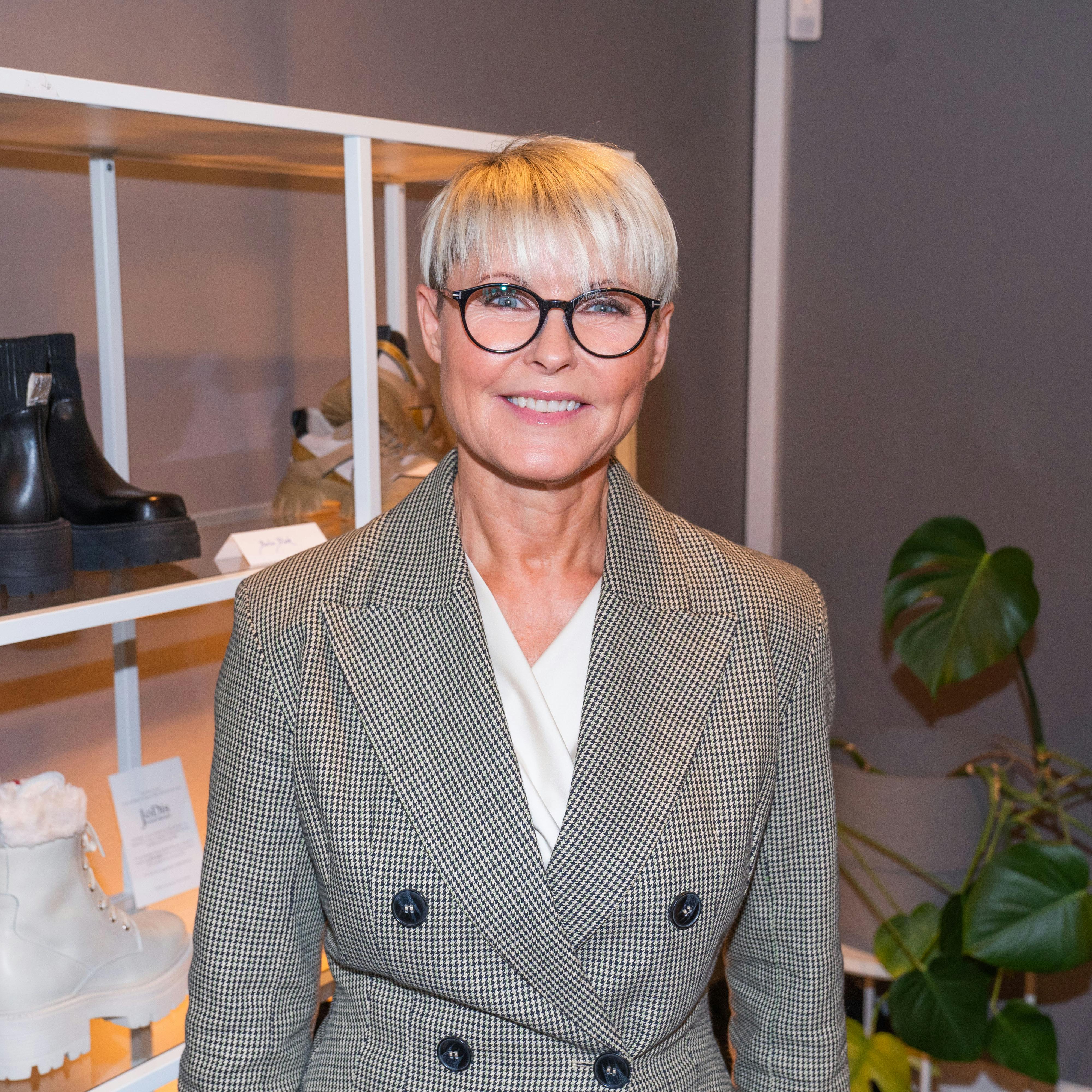 Line Baun Danielsen trives som single. Men singlelivet byder også på tørkeperioder - en periode som lige nu har varet over et år.