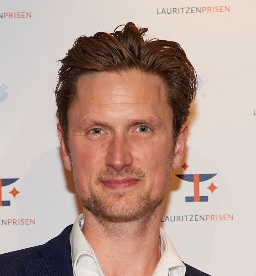 39-årige Mikkel Boe Følsgaard har allerede modtaget adskillige priser - her ses han ved modtagelsen af Lauritzen-prisen i 2021.