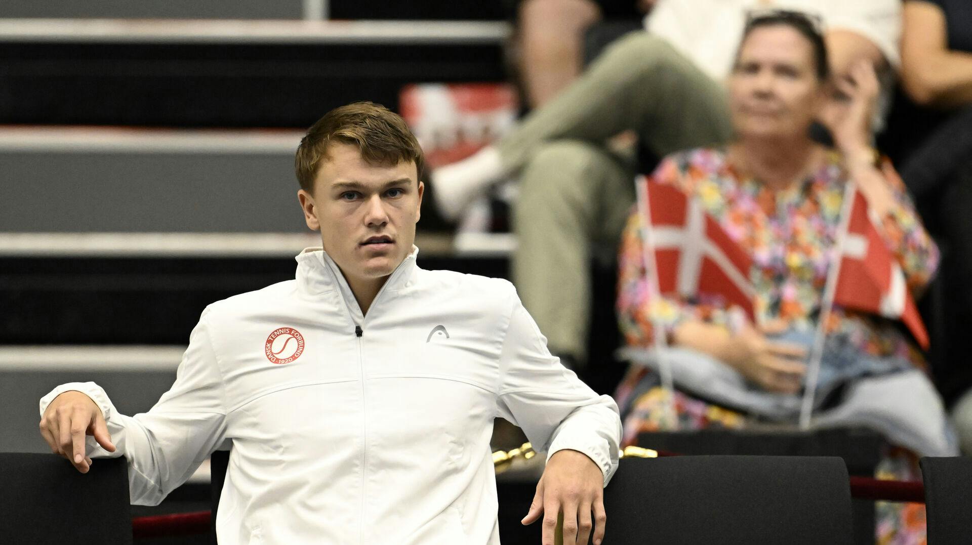 Holger Rune giver ikke meget for, når tennisrivaler som Stanislas Wawrinka og Stefanos Tsitsipas kommer med spydige kommentarer om den danske stjerne.