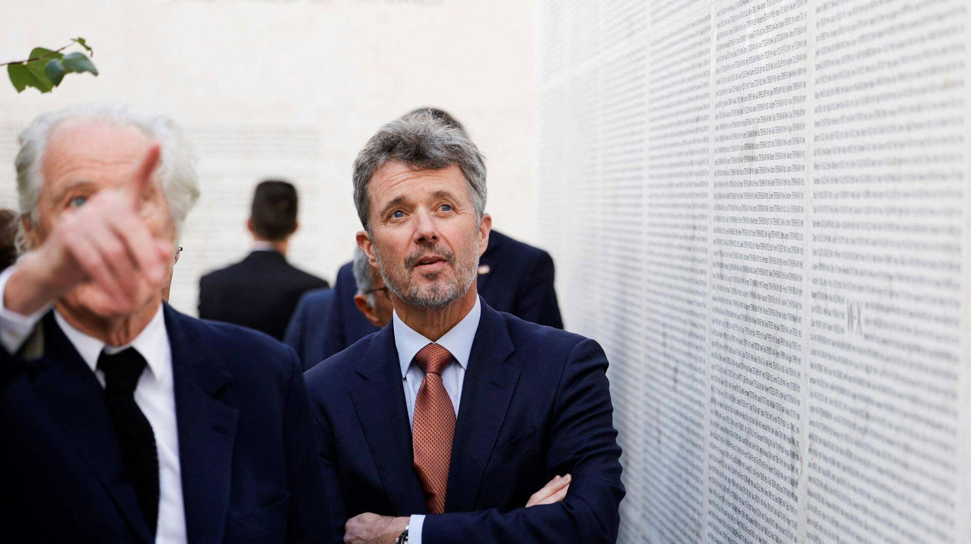 Kronprins Frederik har brugt weekenden i Paris. Her var der dog også tid til andet end gudstjeneste og festkoncert i kirken.