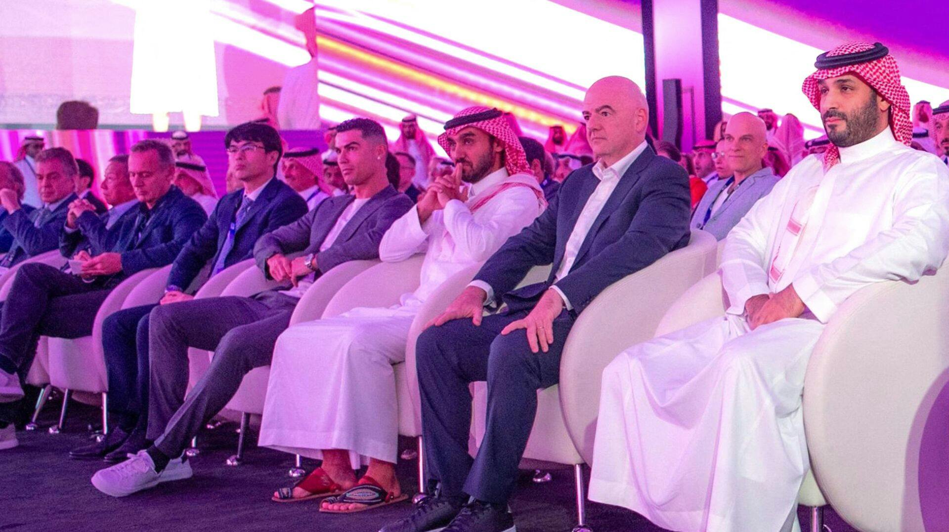 Saudi-Arabien var i oktober værter for e-sports verdensmesterskaberne. I 2034 kan de blive værter for VM i fodbold.