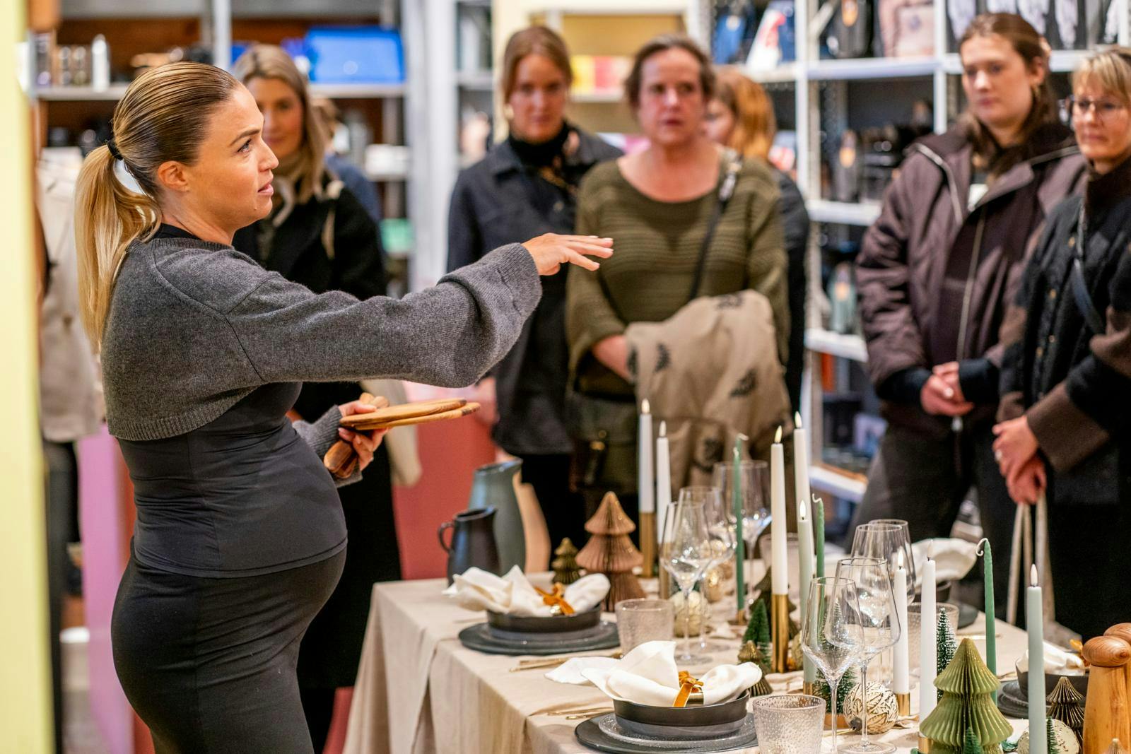 Voila! Christiane dækkede forleden julebord i boligbutikken Bahne i Frederiksberg Centret.