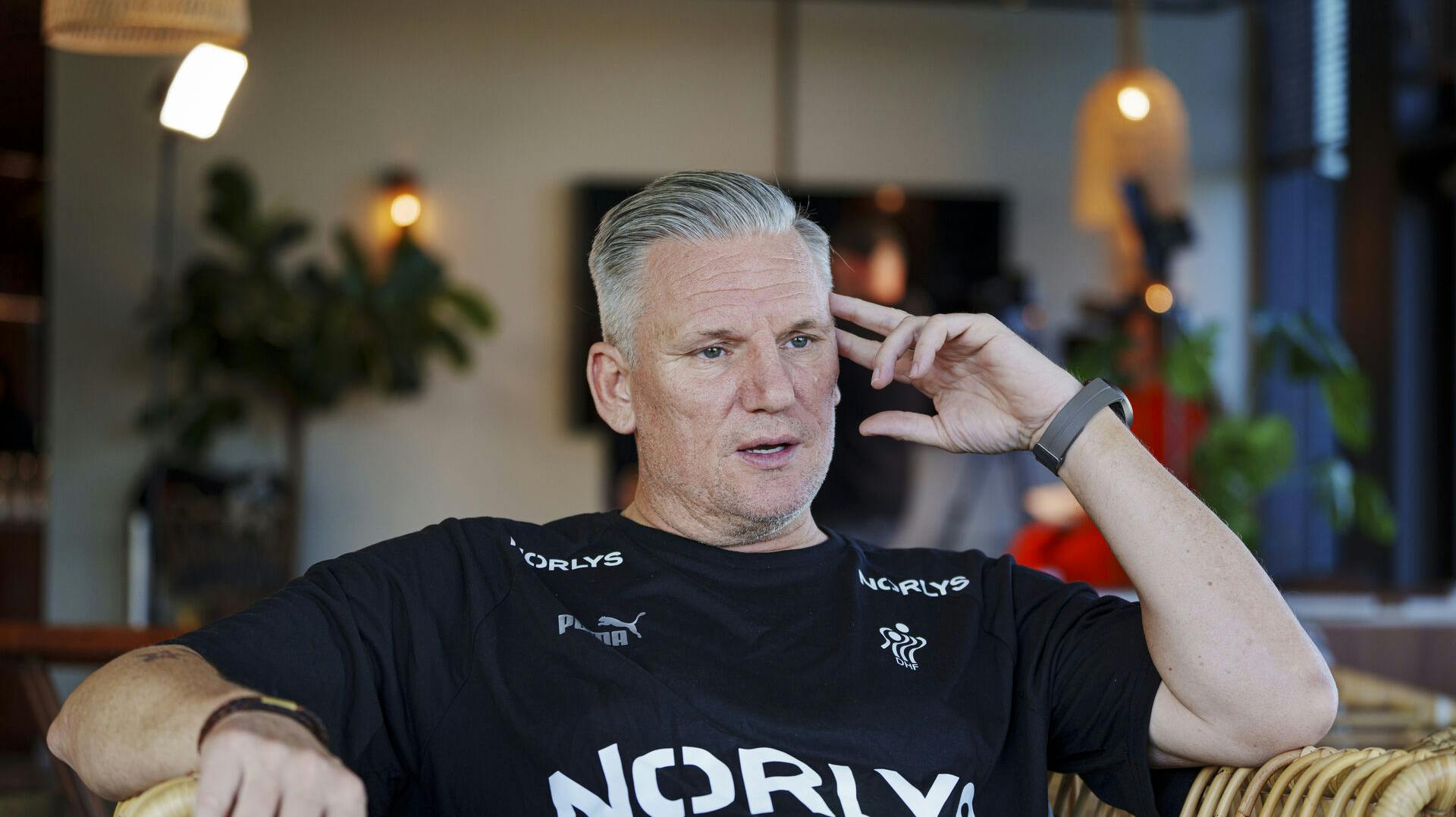 Nikolaj Jacobsens krop nyder godt af, at der er røget lidt kilo af. 