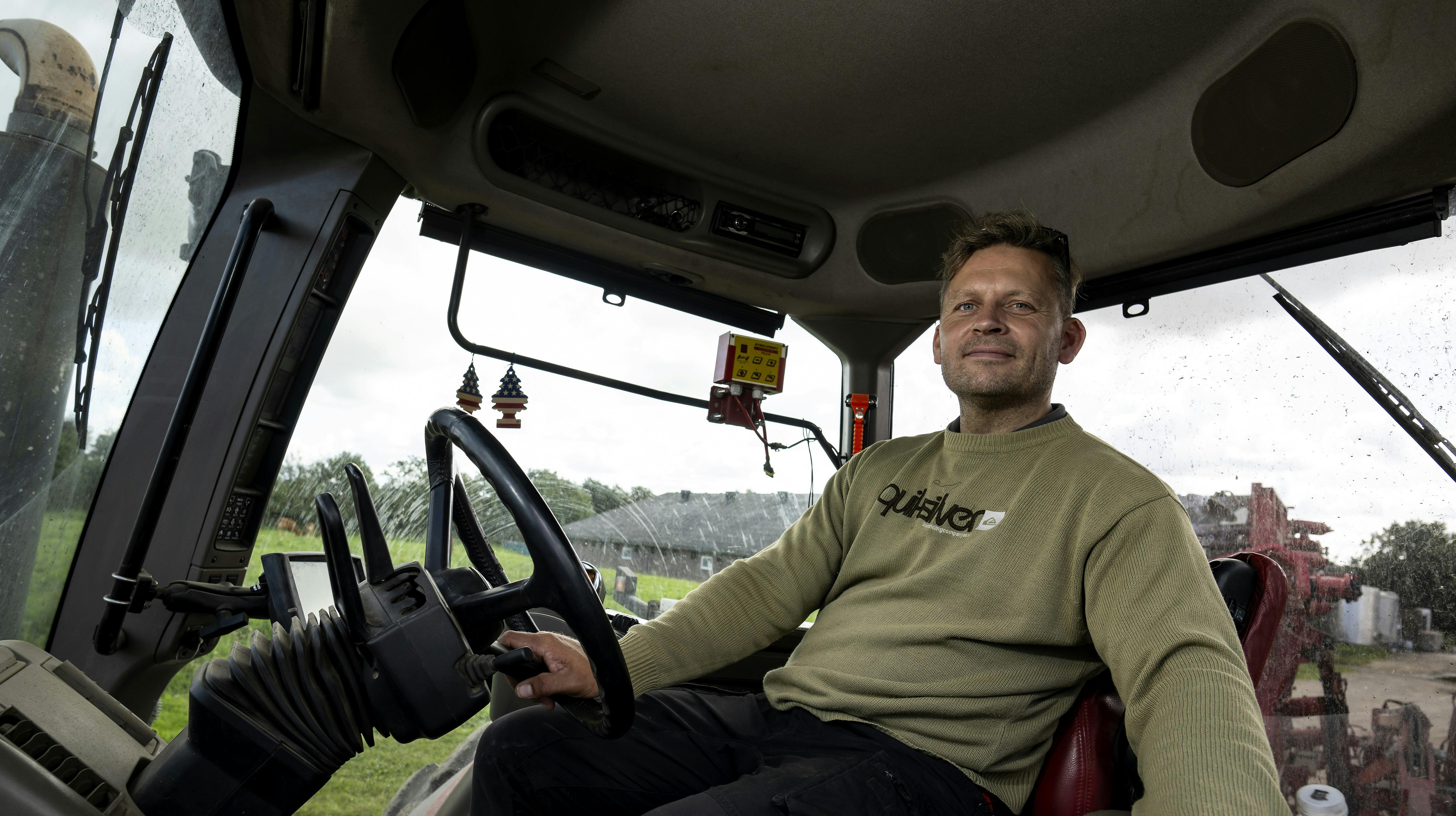 Niels Erik Wegger afslører navnet på sin nye kæreste.
