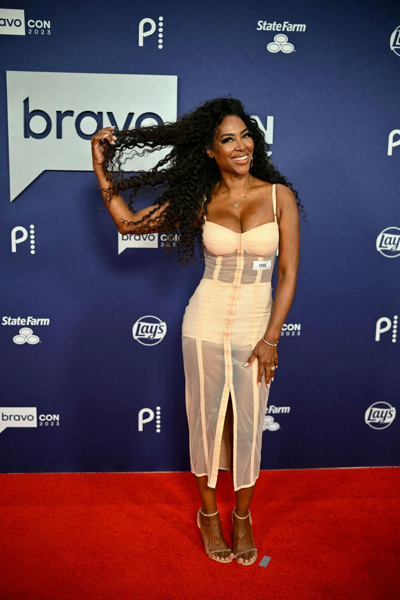 Kenya Moore havde det gode humør med til fredagens BravoCon.