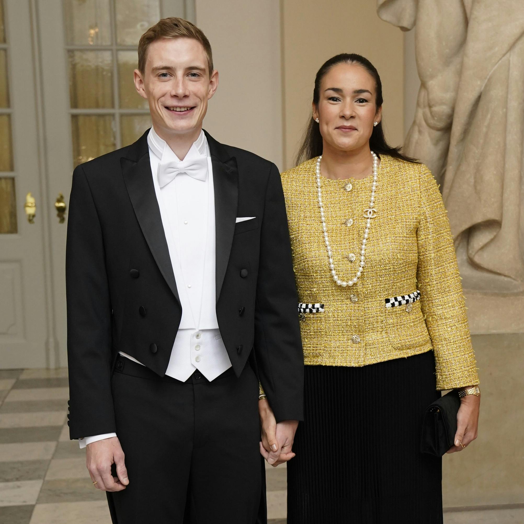 Jonas Vingegaard og Trine var inviteret til gallataffel på Christiansborgs Slot i forbindelse med det spanske kongepars statsbesøg.