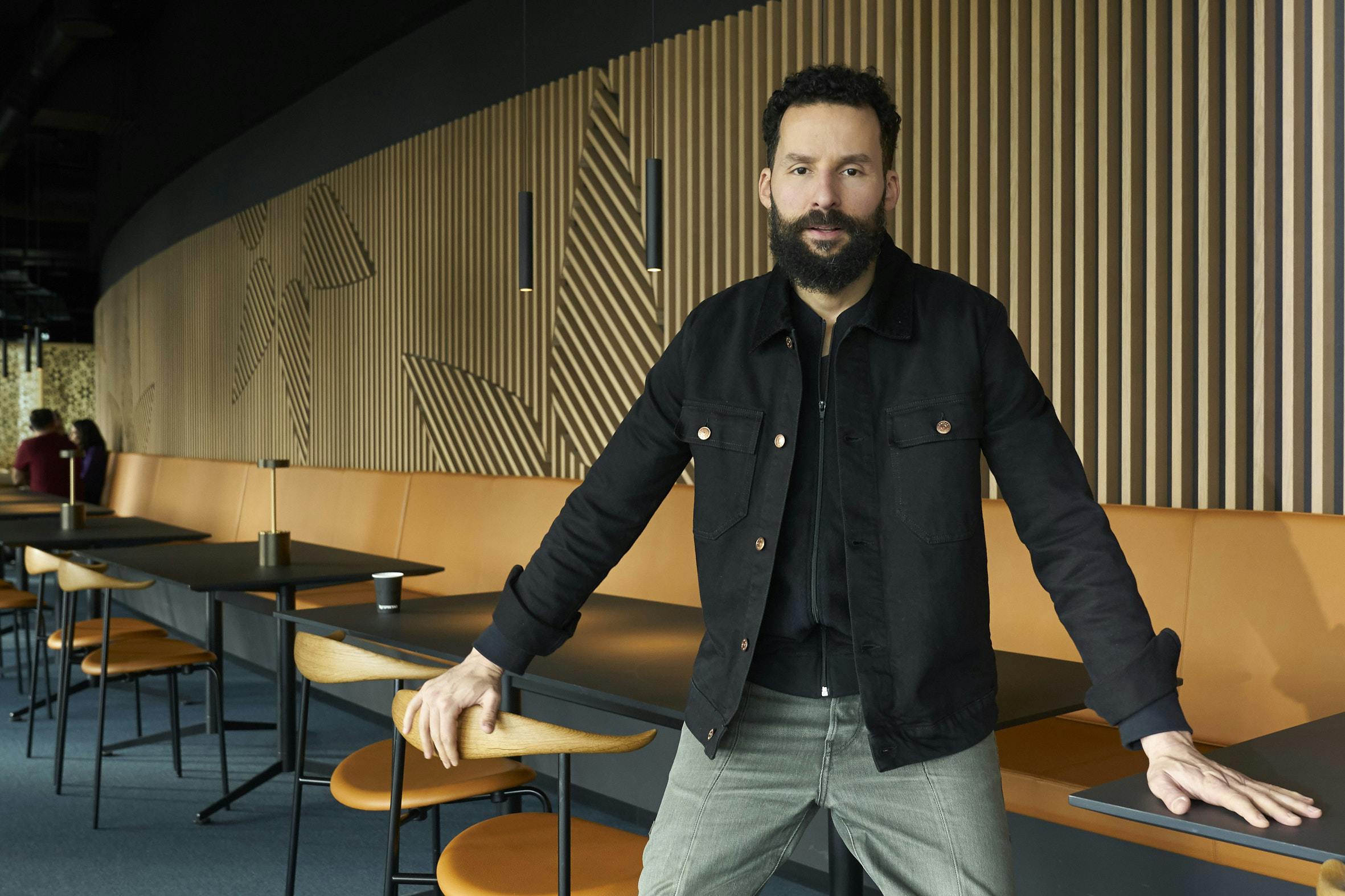 Isam B langer ud efter TV 2 Journalist