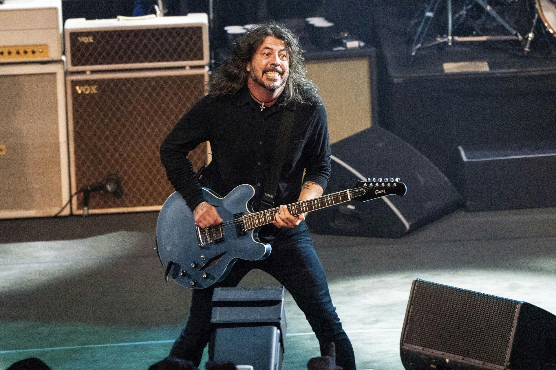 Dave Grohl har tidligere optrådt med Nirvana, Them Crooked Vultures og Foo Fighters på Orange Scene.