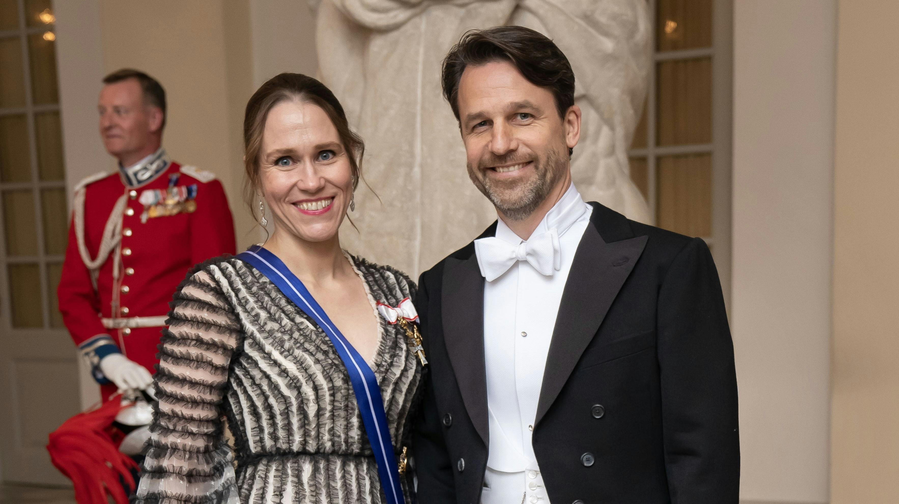 Barbara Bertelsen havde kæresten Theis Bober med på Christiansborgs Slot, da der mandag aften blev afholdt gallataffel.