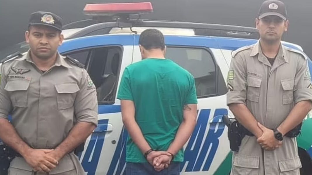 Diego Fonseca (mf) ændrede sin version flere gange om, hvordan hans kæreste Ielly Alves var blevet dræbt, ind til politiet fandt en video af drabet på den afdøde kvindes telefon.