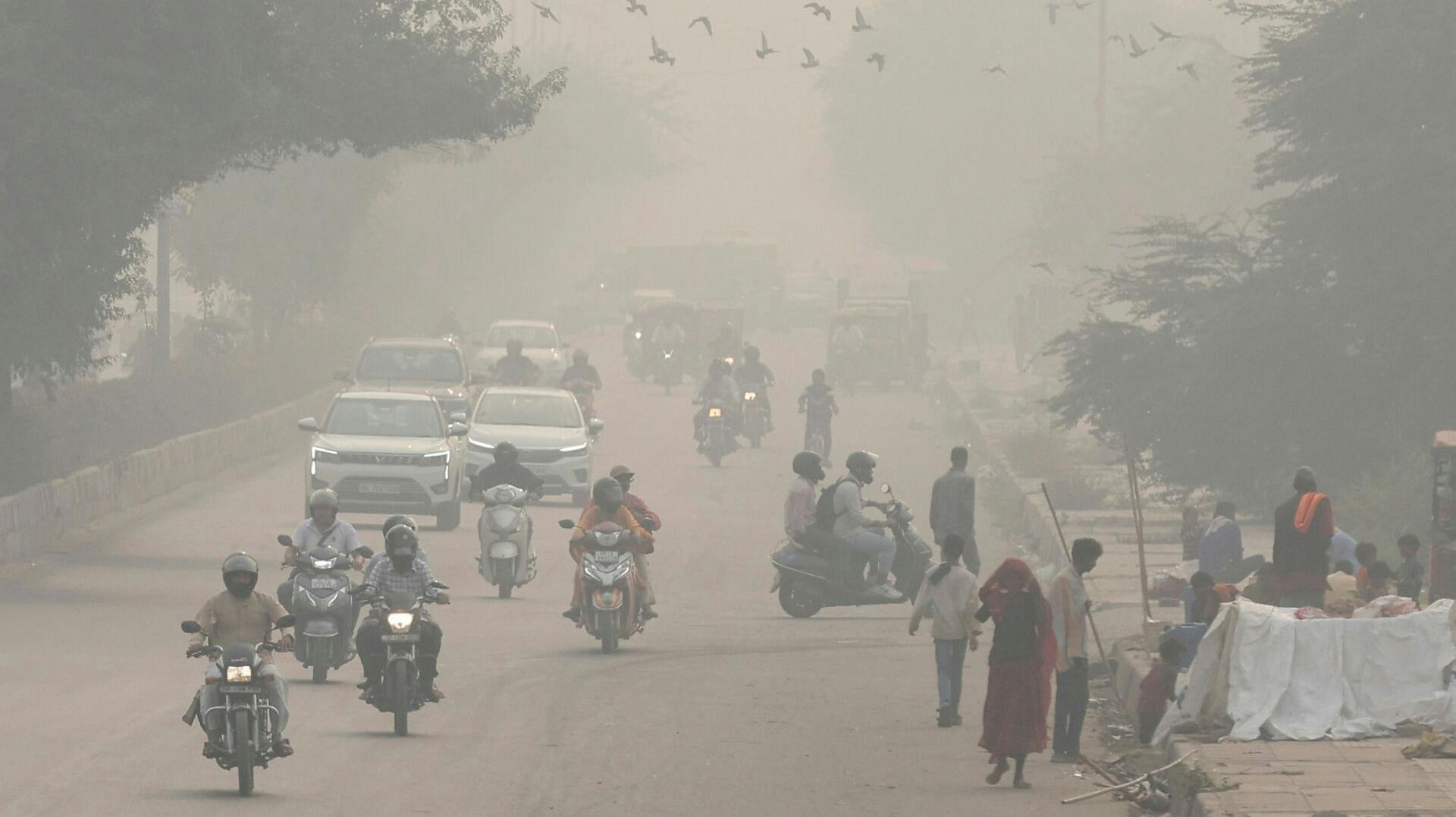 Der er så store problemer med smog i New Delhi, at hovedstaden vil forsøge at bekæmpe problemet med kunstig regn,