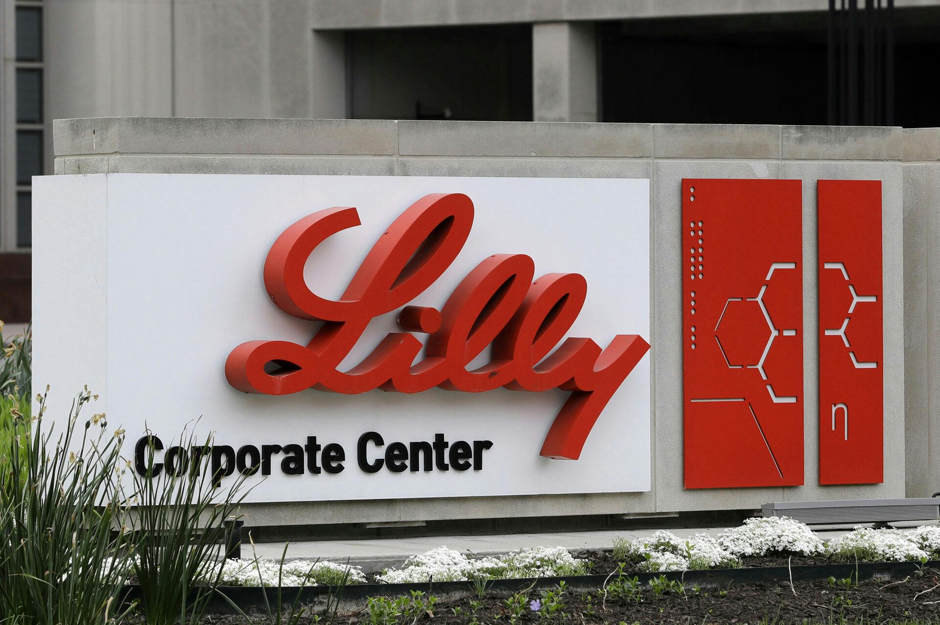 Den amerikanske lægemiddelstyrelse har godkendt Eli Lillys medicinske produkt til vægttab.&nbsp;&nbsp;