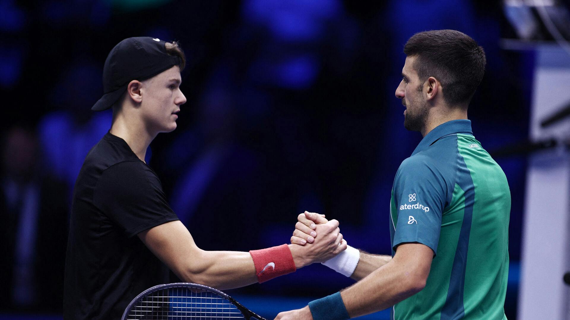 Holger Rune får stor ros af Novak Djokovic efter sit nederlag til ham.