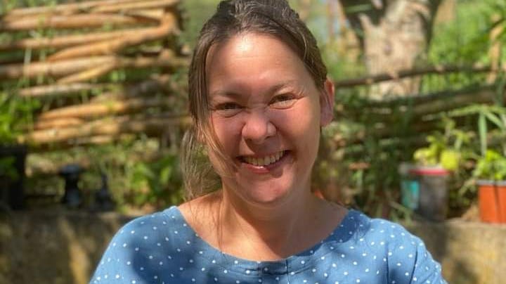 Katrine Maigaard har i ni år fulgt med på sidelinjen i søn Theos nyresygdom.