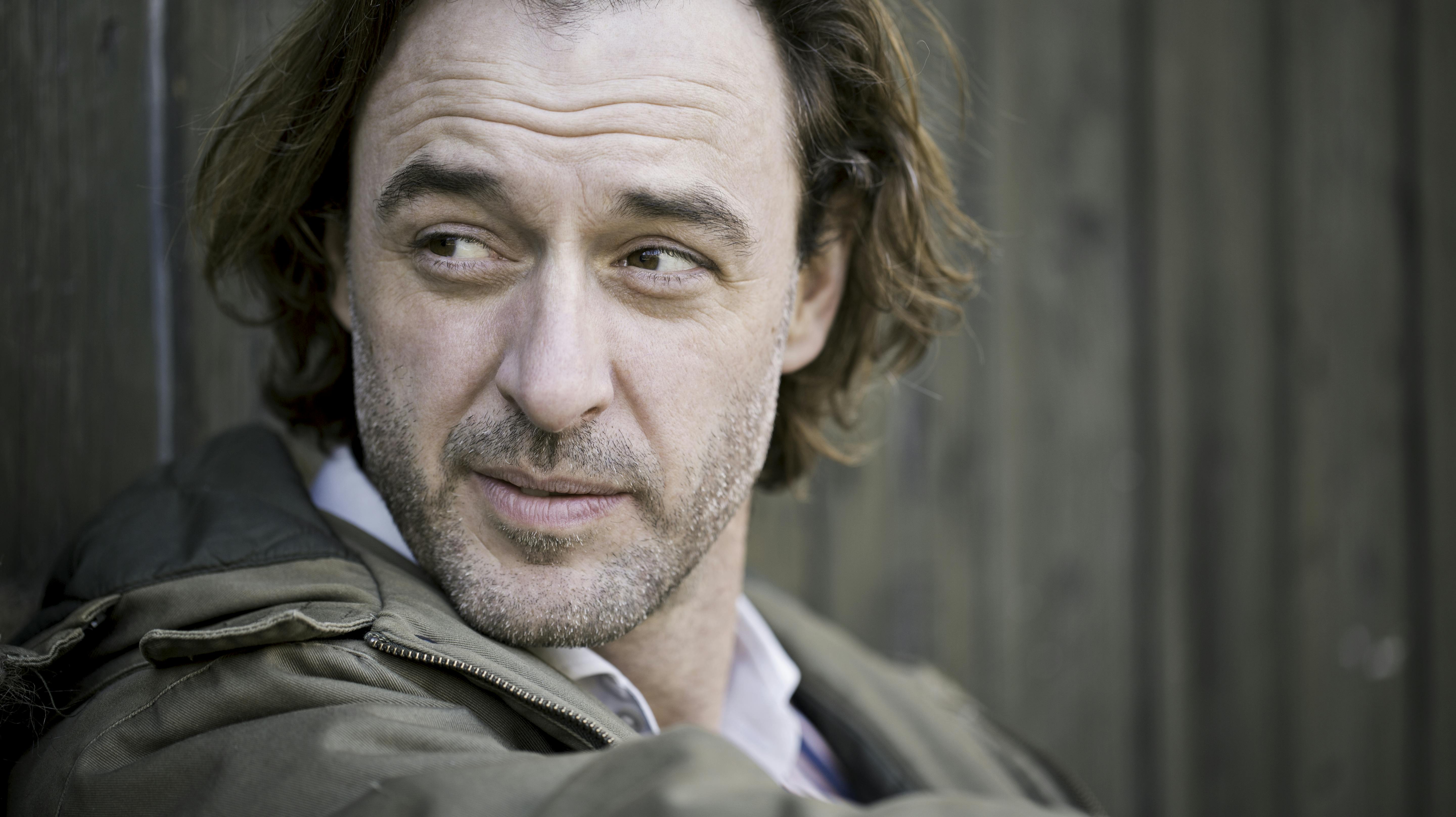 Jakob Olrik fortæller i en ny podcast om udfordringer med sexlivet, efter han har fået barn.