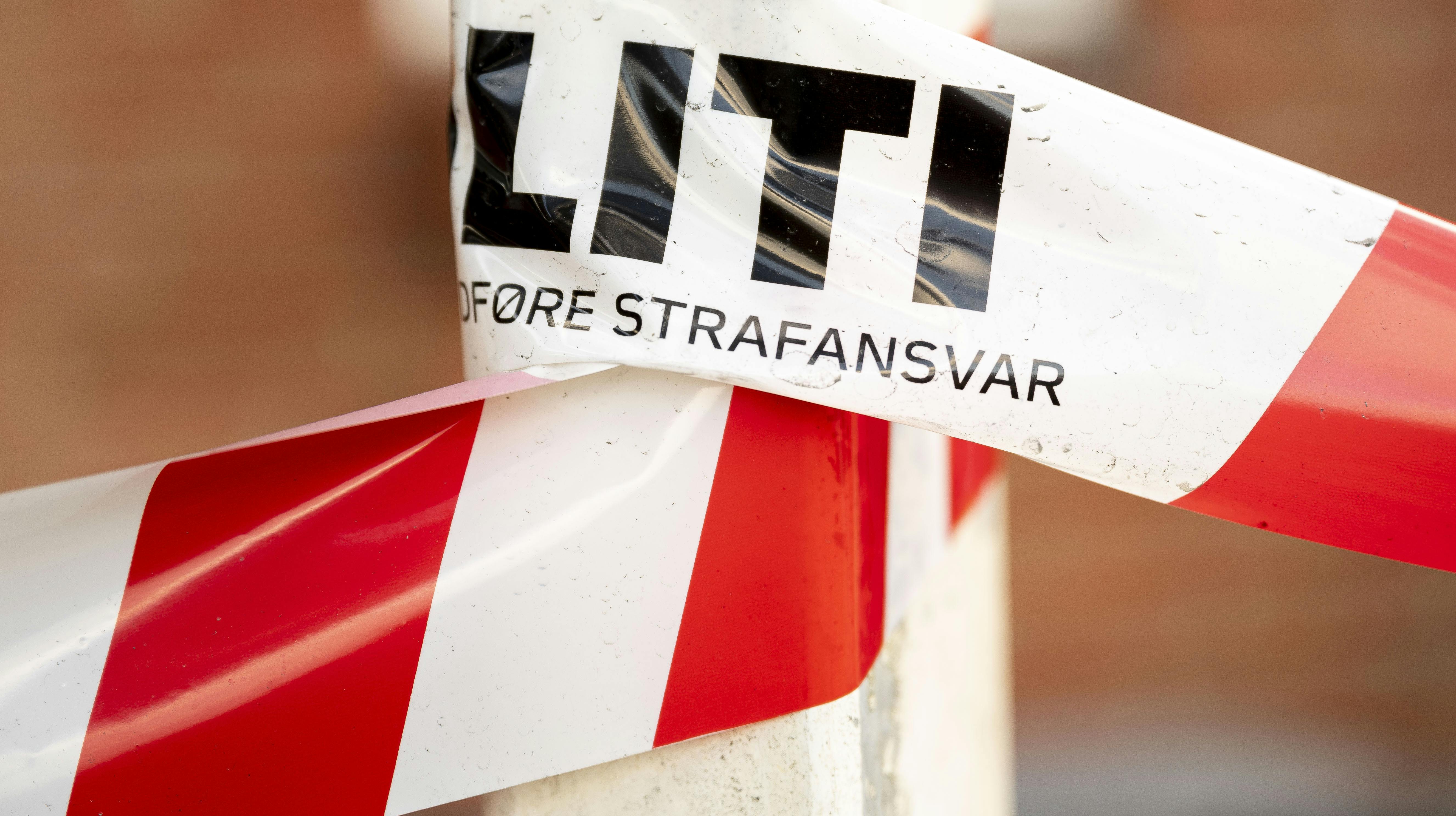 Politiafspærring ved brand i Hedensted. Tirsdag 4. april 2023. Foto: Mads Dalegaard