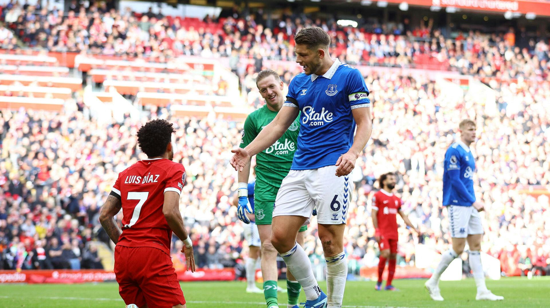 Everton er blevet fratrukket ti point i Premier League. 