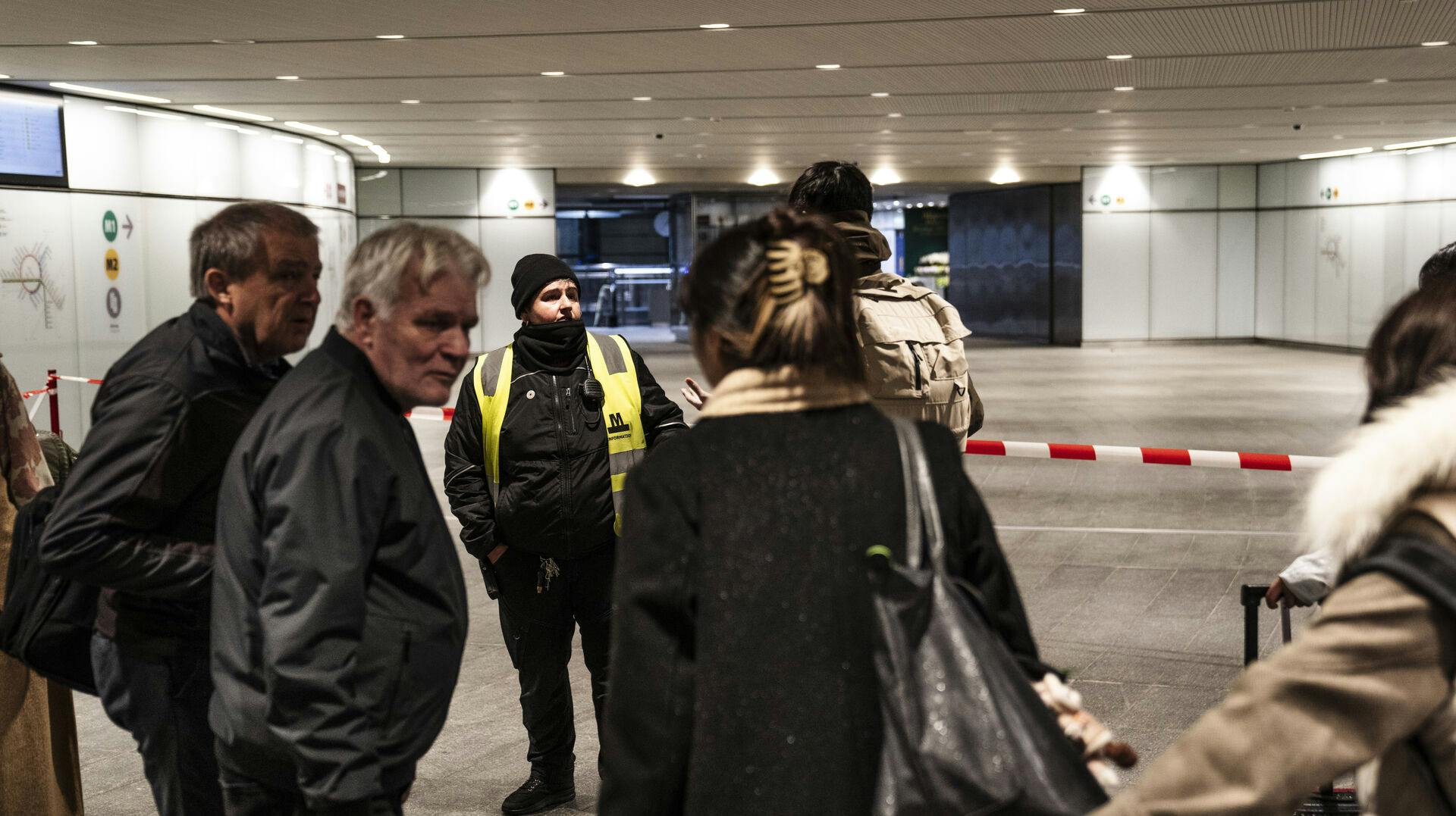 Metrolinjerne M1 og M2 kører igen normalt. Årsagen til oversvømmelsen i tunnelen er endnu ikke fundet.