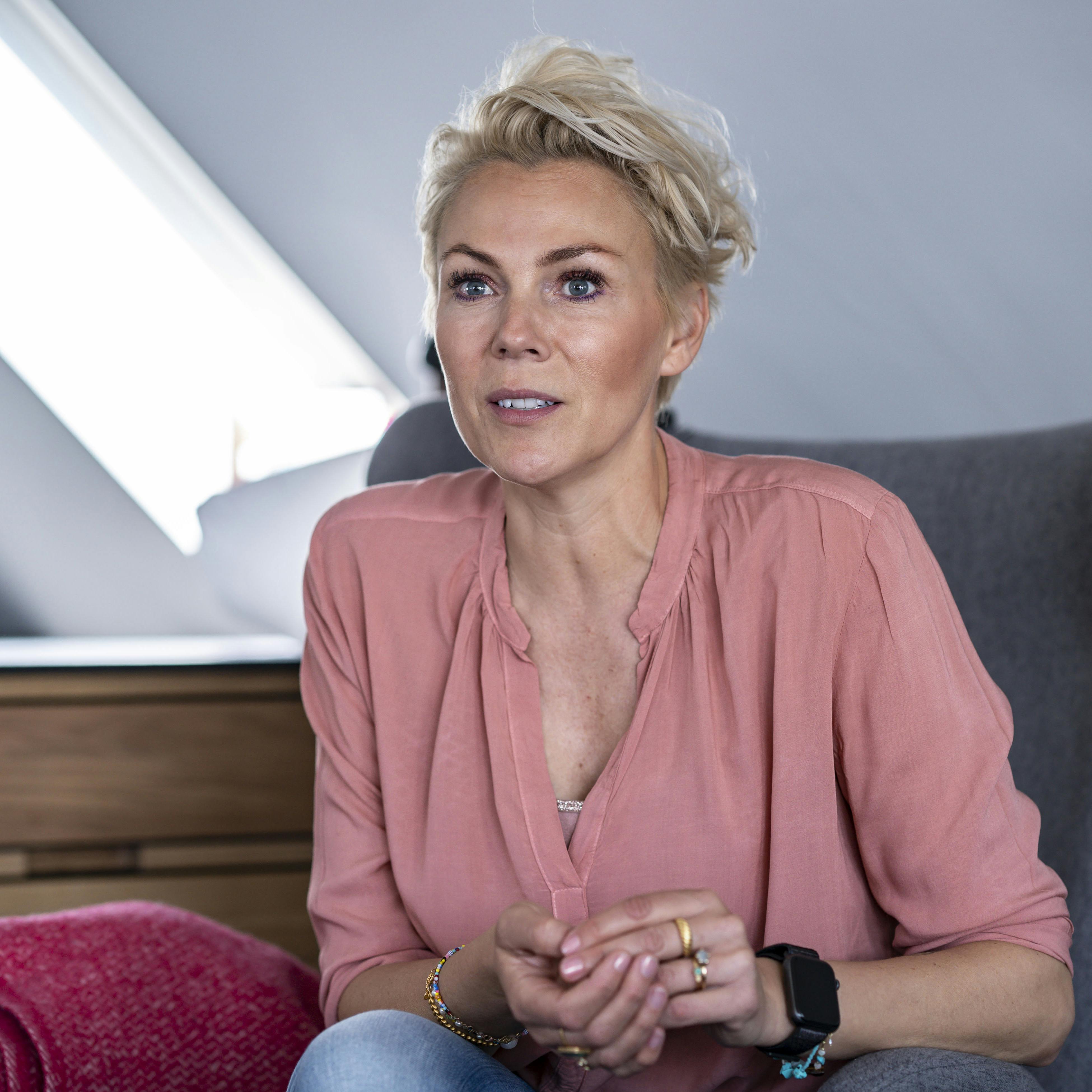 Lene Beier fortæller nu, at hun og familien har været ramt af en ulykke.