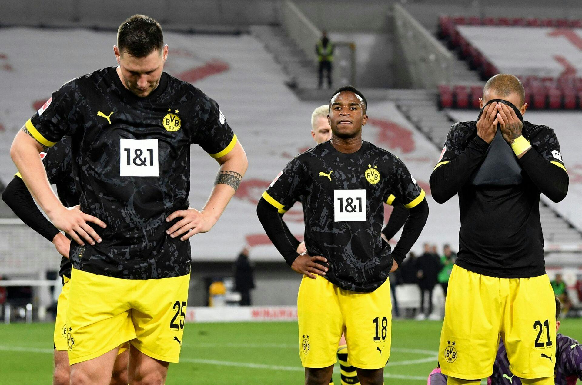Niklas Süle, Youssoufa Moukoko og Donyell Malen og resten af holdet er i sorg efter nyheden om den 14-åriges død.