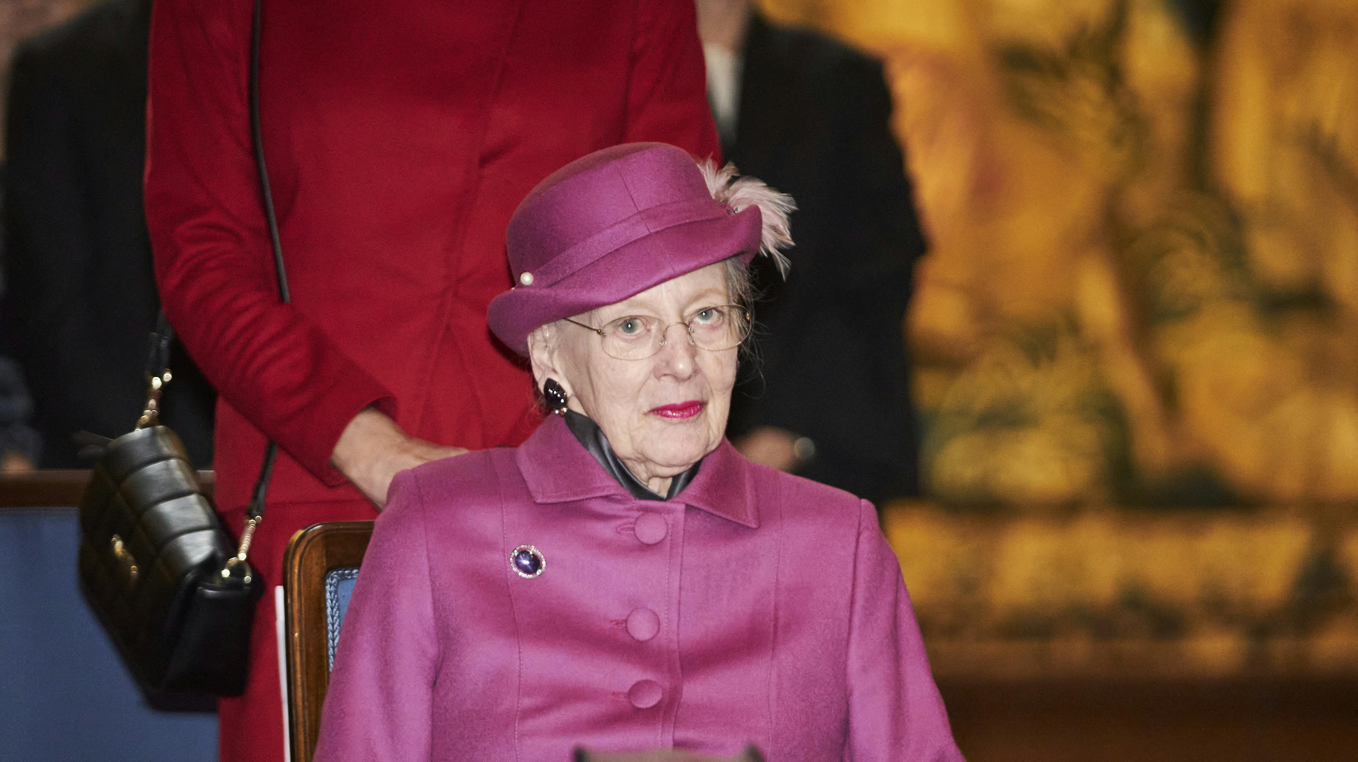 Dronning Margrethe samler sønnerne og deres familer til jul.