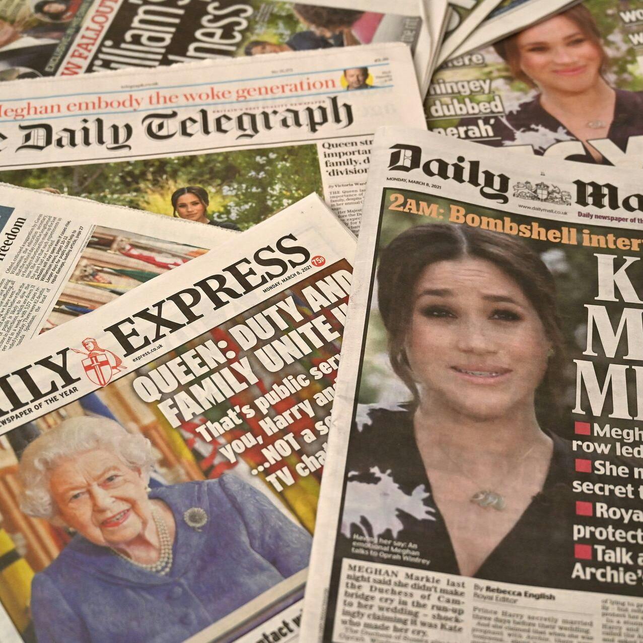Prins Harry og Meghan HADER tabloidpressen. Men de står aldrig tilbage for selv at smide med skidt imod deres familie i netop pressen, når det passer ind i deres dagsorden.