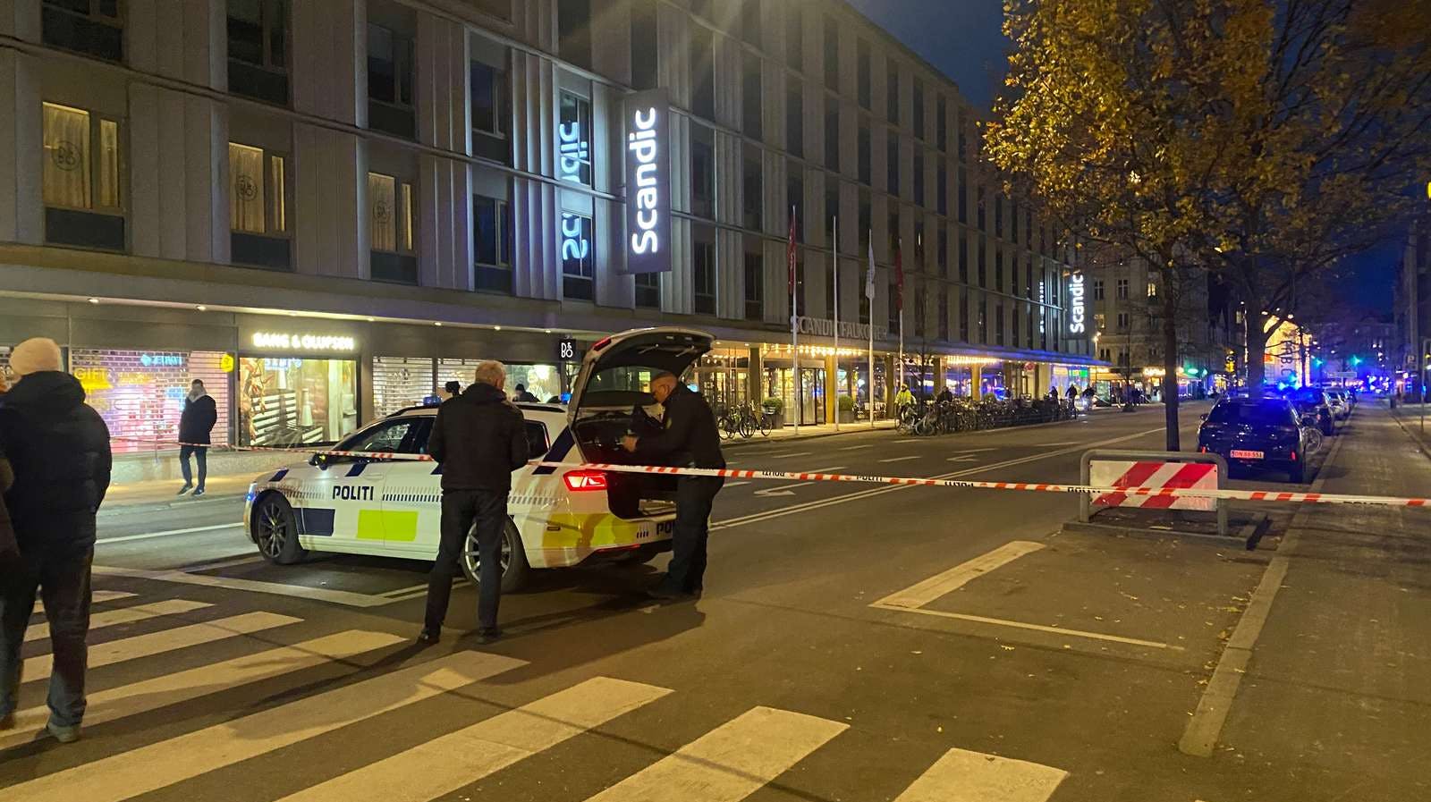 Falkonér Alle på Frederiksberg er i øjeblikket afspærret.