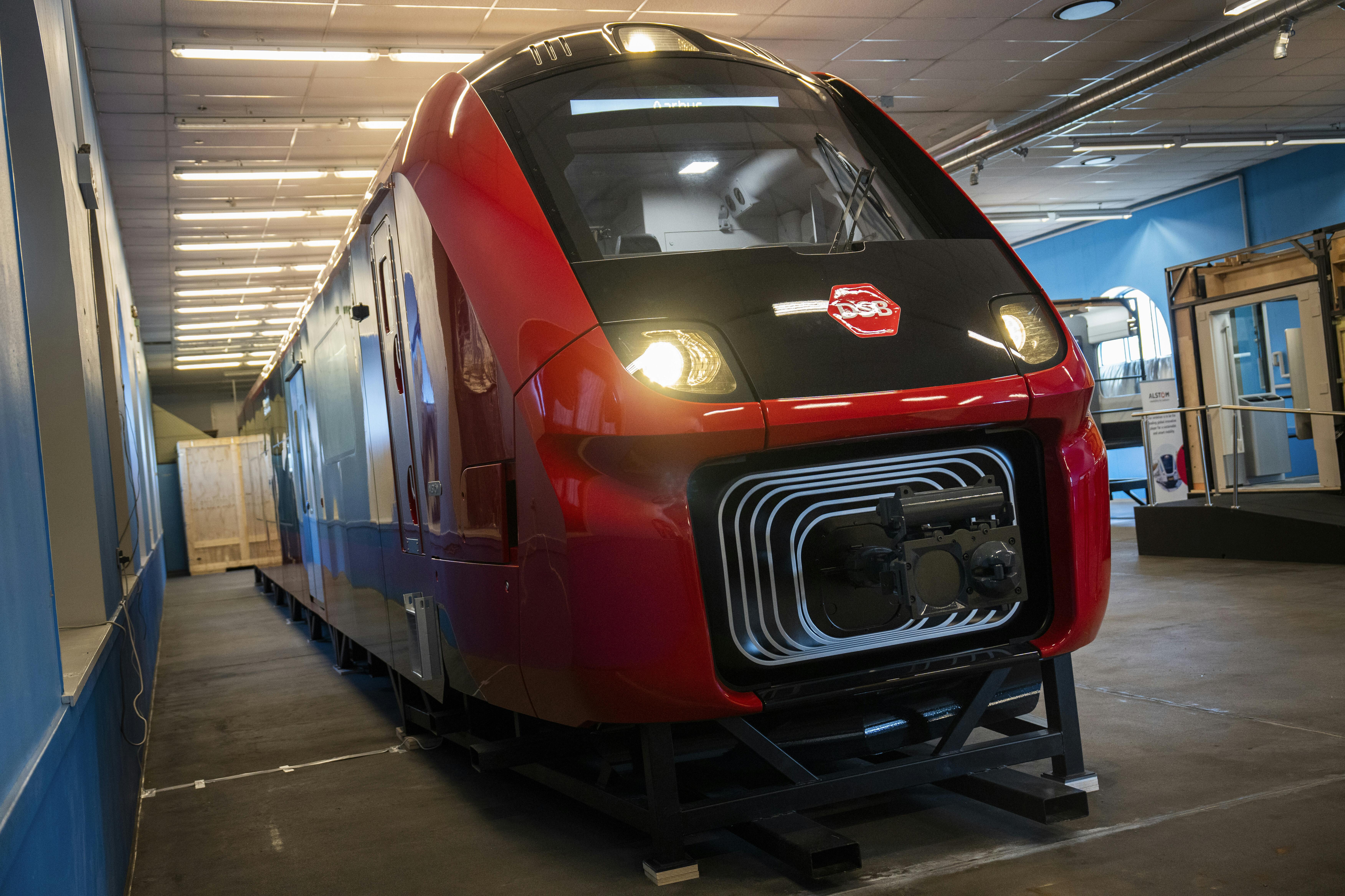 De nye tog blev præsenteret i maj 2023, men der går lang tid, før de rammer de danske skinner. 