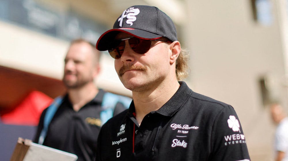 Alfa Romeo-kører Valtteri Bottas har smidt kludene i den gode sags tjeneste. (Arkivfoto). 