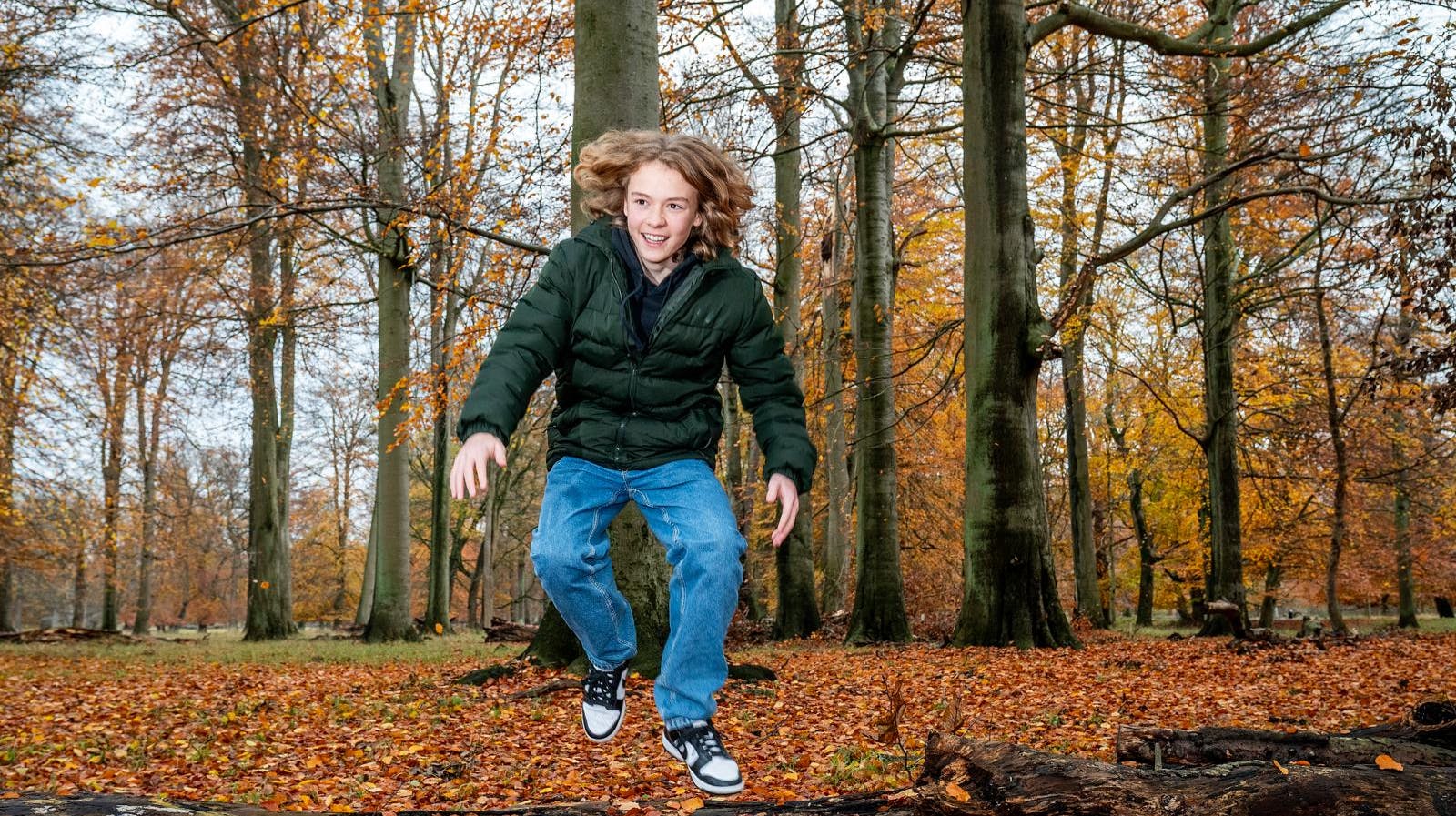 Rollen som den juleglade fyr Valde passer perfekt til 15-årige Sander Løkke Borg.