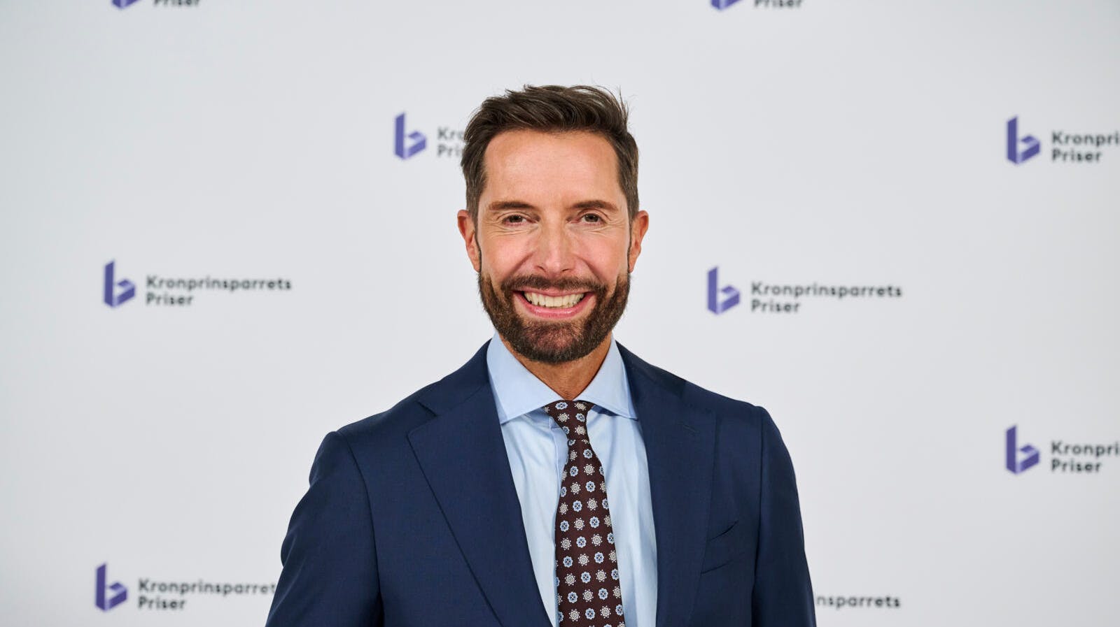 Den ellers så seriøse nyhedsvært, Kåre Quist, 52, fandt i 2023 ud af, hvor muntert der er i den danske realityverden.