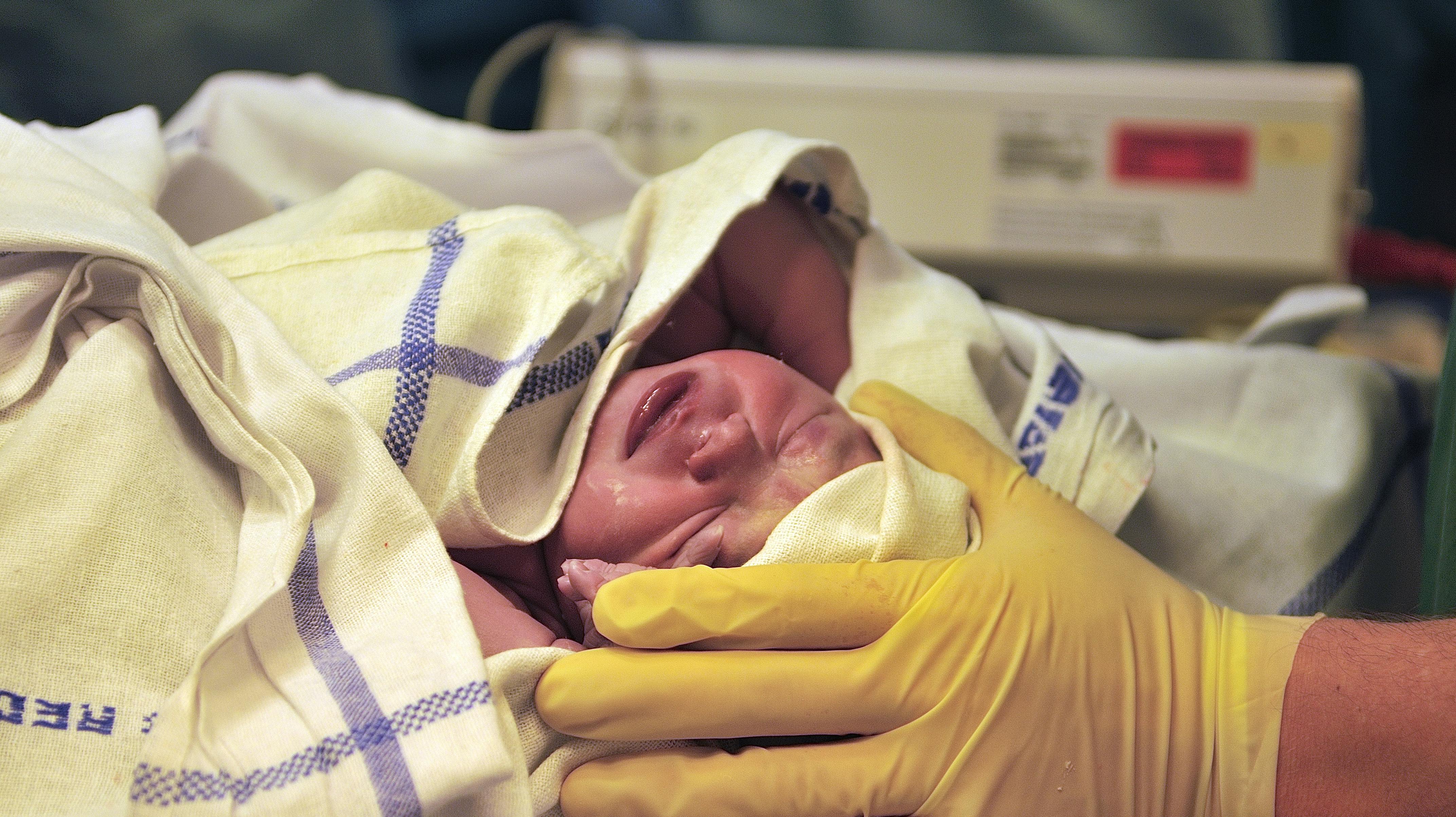 En hjemmefødsel i Nordsjælland var ved at gå galt i 2019, selv om læger havde anbefalet, at den ikke skulle foregå i hjemmet.