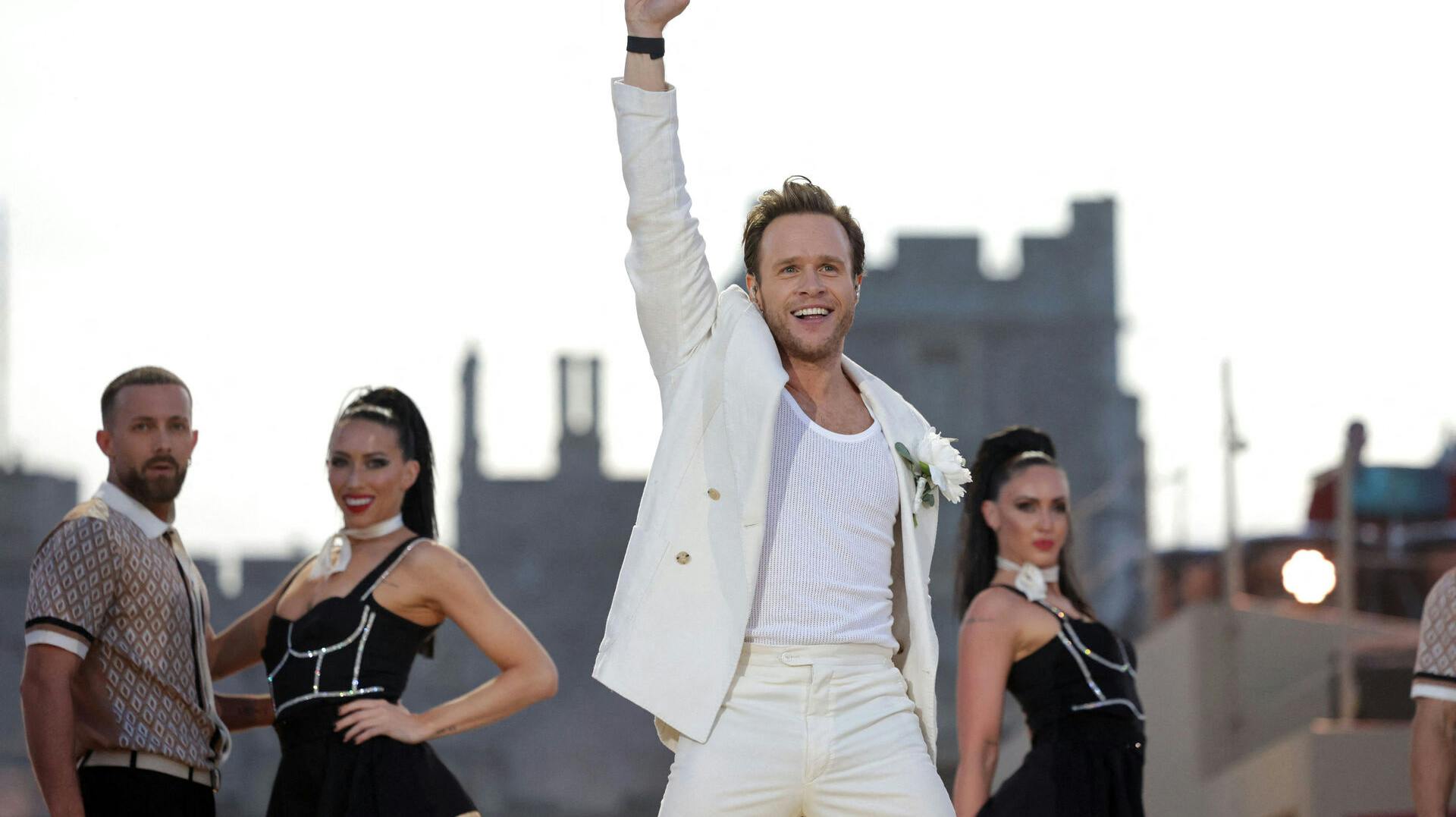 Olly Murs har god grund til at være ekstra glad i disse dage. Han skal nemlig være far.