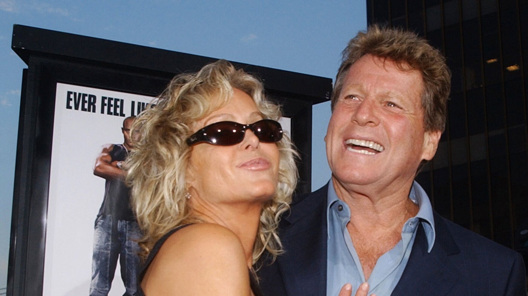 Ryan O'Neal ses her sammen med sit livs flamme, skuespilleren Farrah Fawcett, tilbage i 2003.