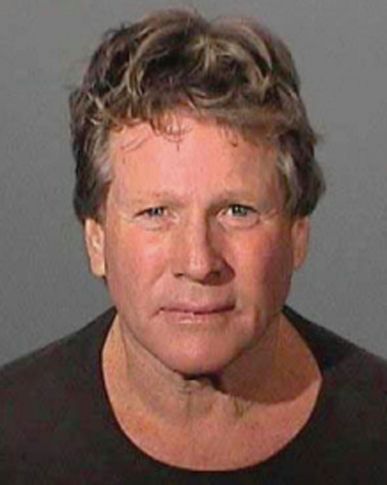 Ryan O'Neal ses her i 2007, hvor han blev anholdt for angiveligt at have overfaldet sin søn Griffin med et håndvåben.